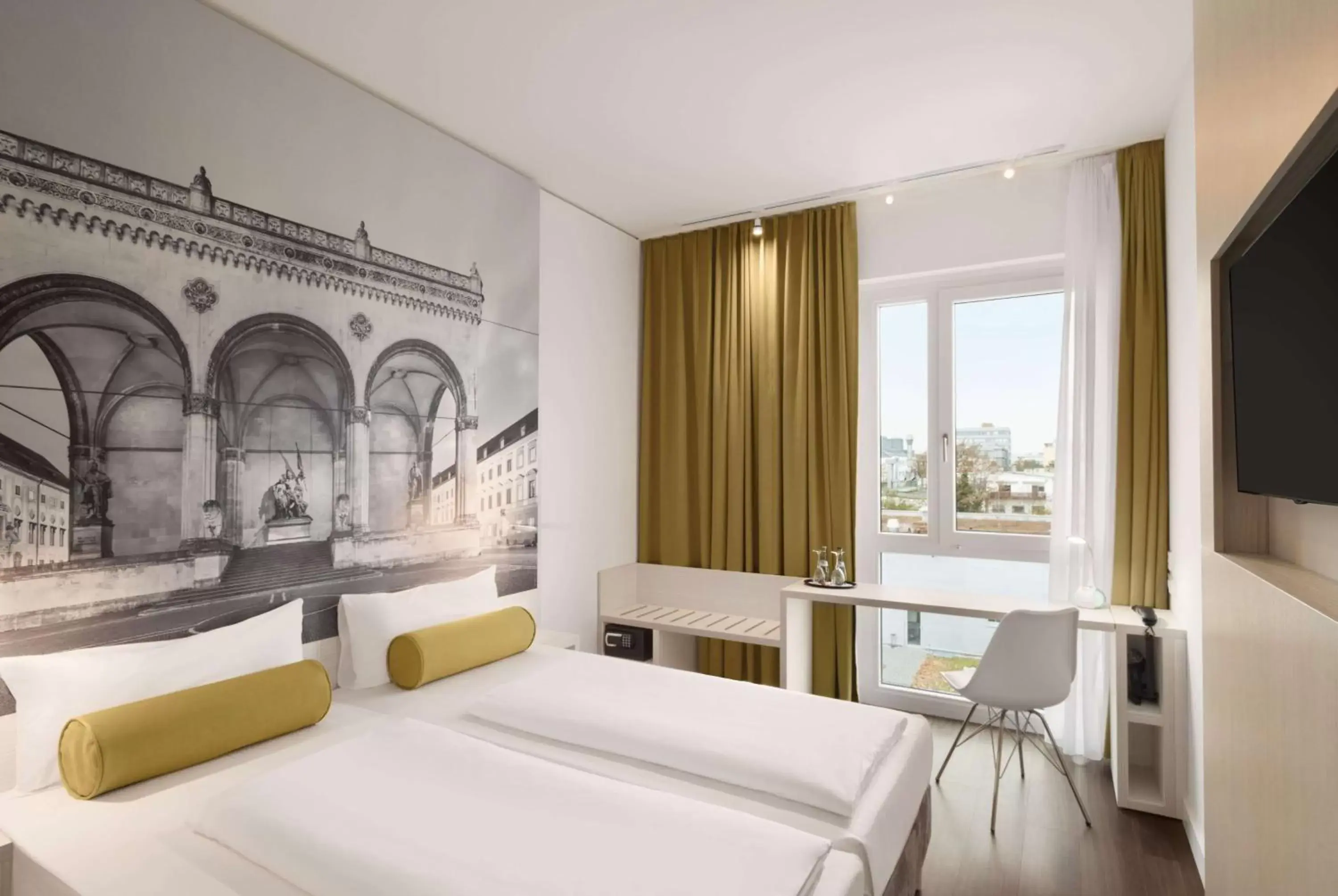 Standard Accessible Room in Super 8 by Wyndham Mainz Zollhafen Standard Accessible Room in Super 8 by Wyndham Mainz Zollhafen