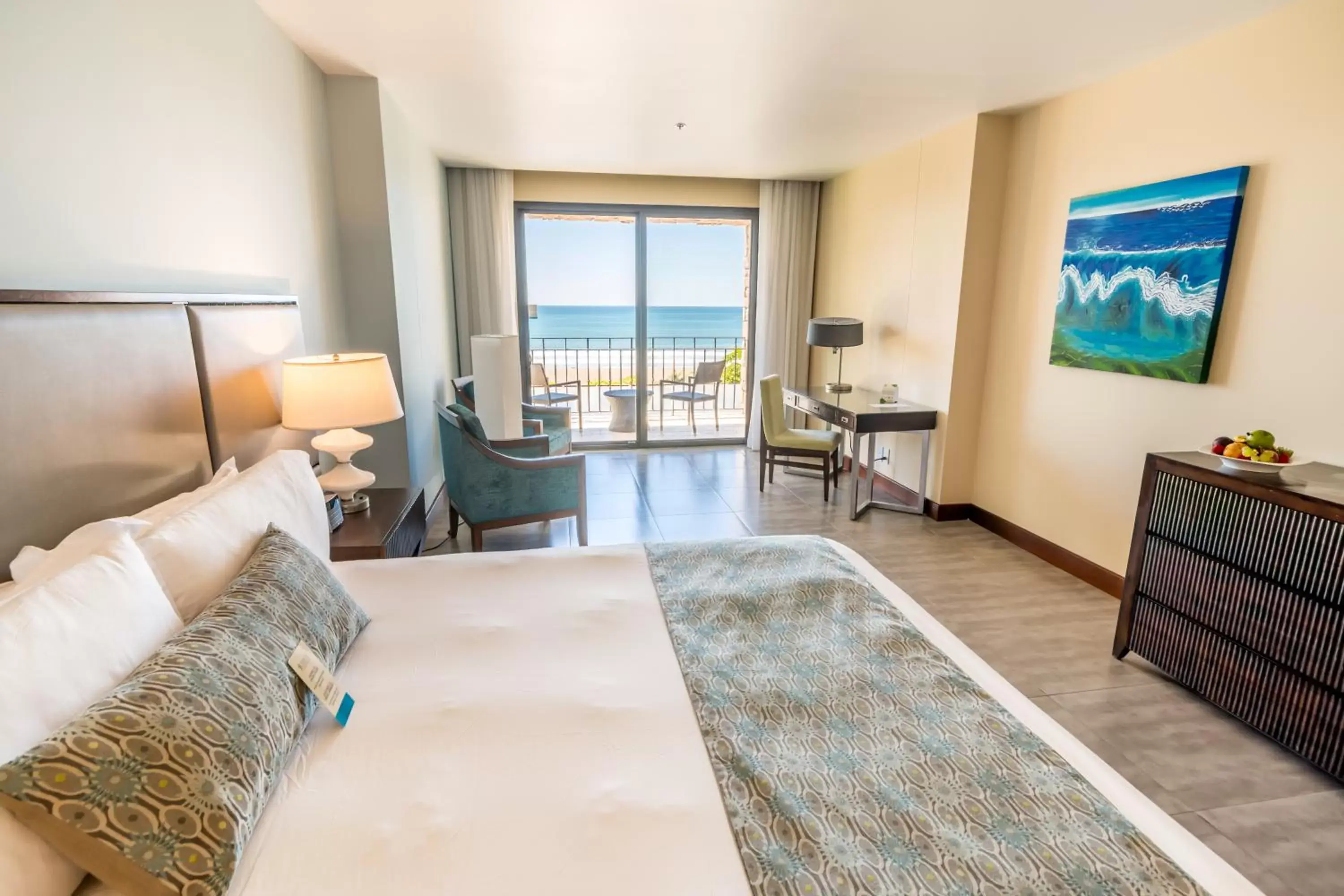 Deluxe Oceanfront with Balcony in Crocs Resort & Casino Deluxe Oceanfront with Balcony in Crocs Resort & Casino