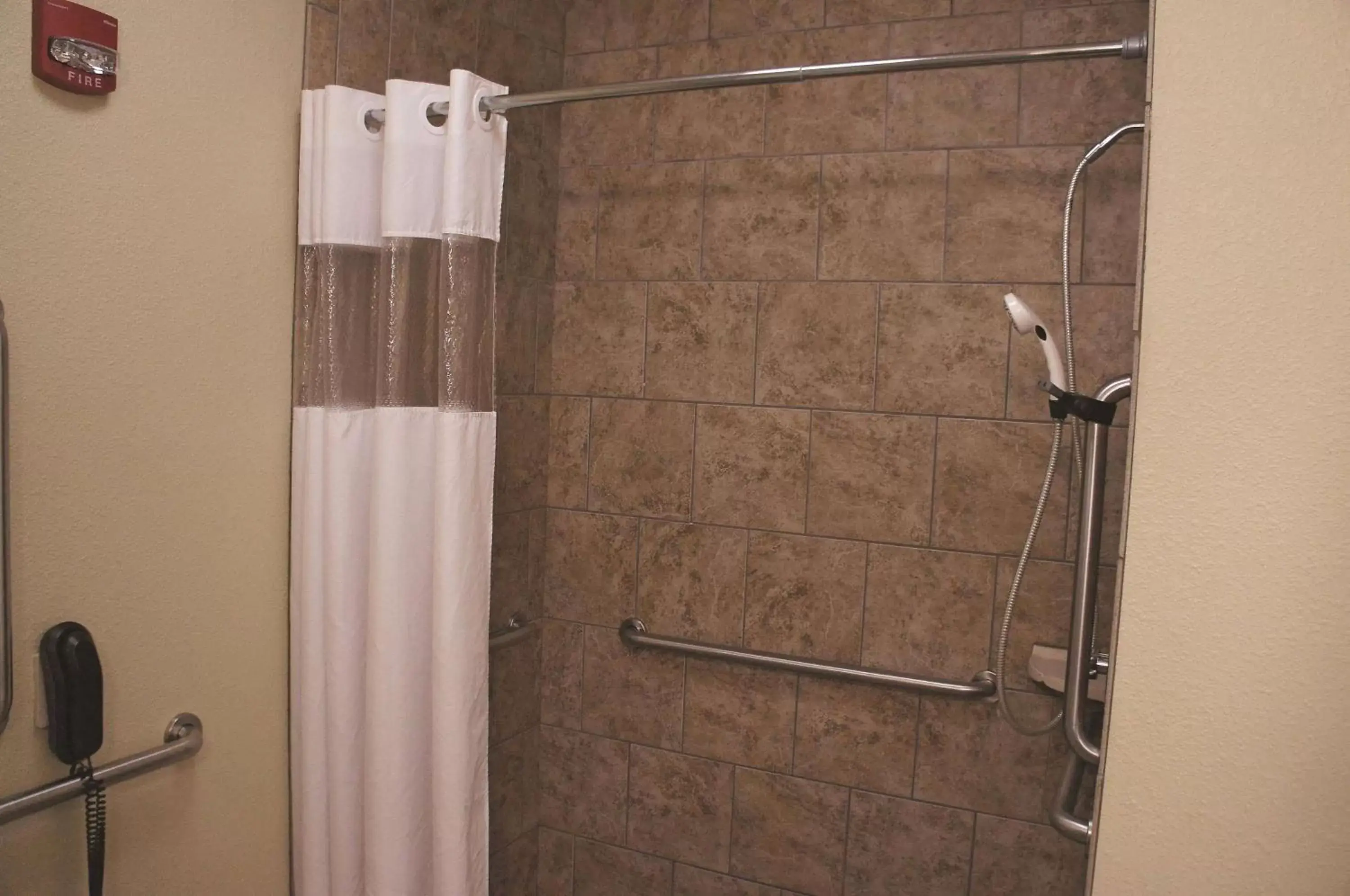 King Room - Mobility Access/Non-Smoking in La Quinta by Wyndham Bismarck King Room - Mobility Access/Non-Smoking in La Quinta by Wyndham Bismarck