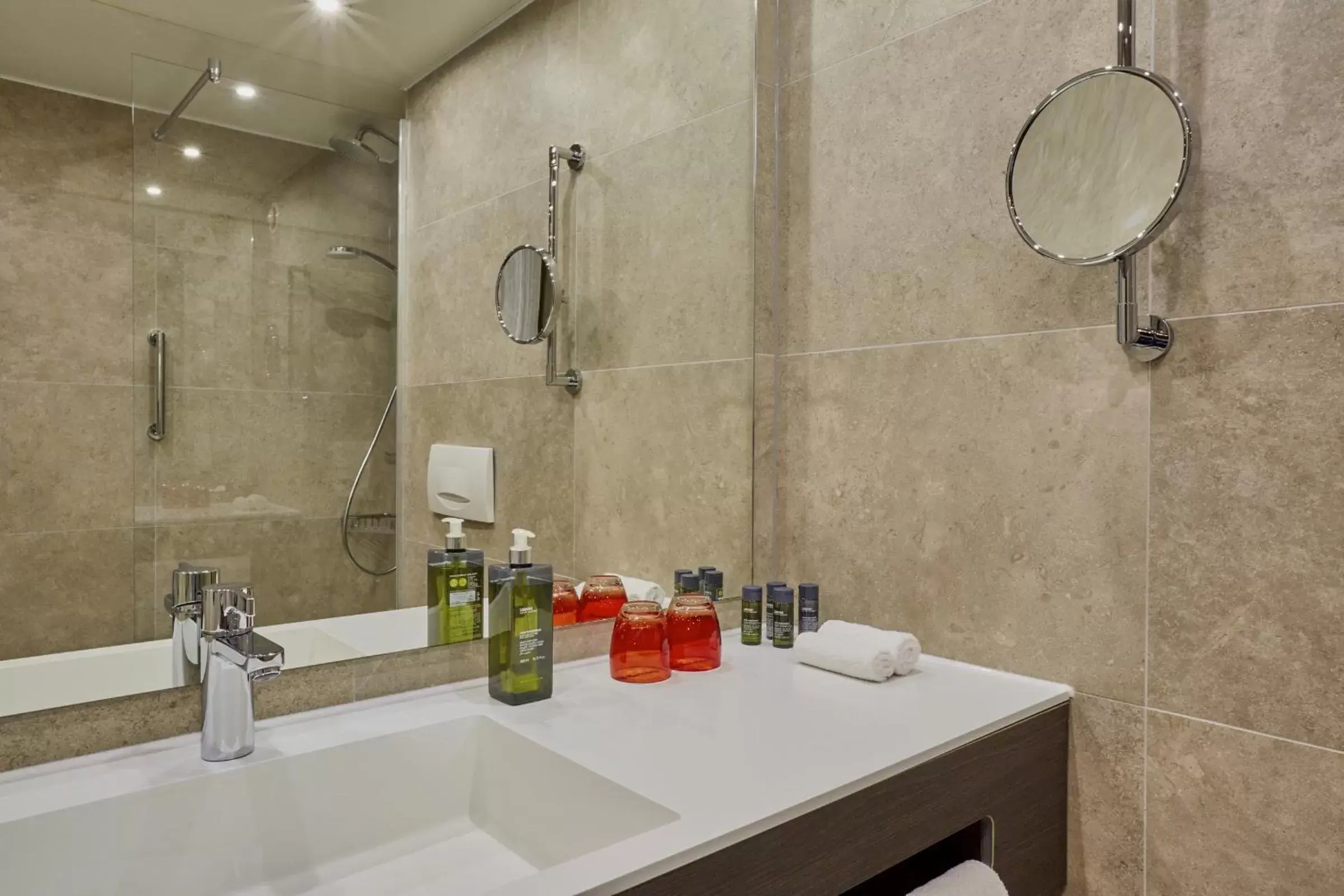 Superior Double Room in H4 Hotel Residenzschloss Bayreuth Superior Double Room in H4 Hotel Residenzschloss Bayreuth