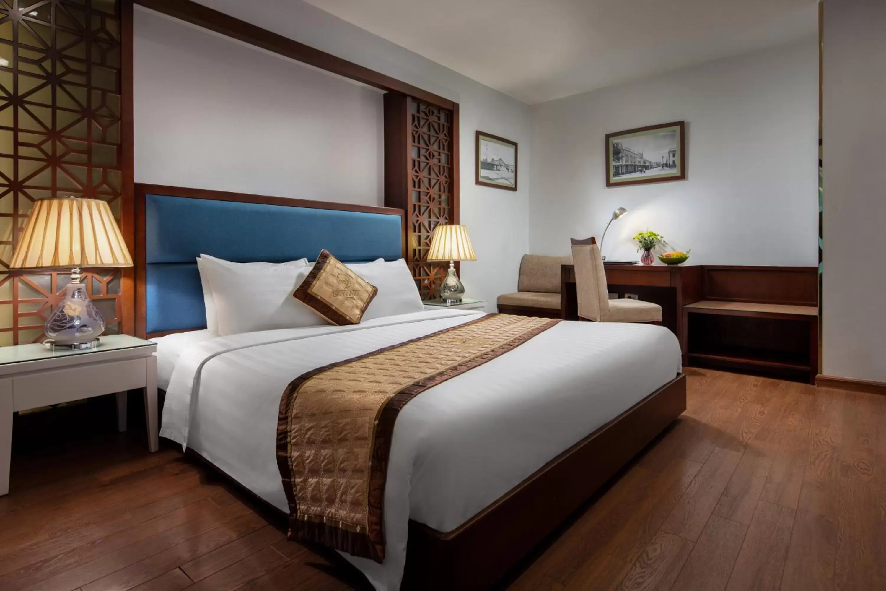 Superior King Room in Skylark Hotel Superior King Room in Skylark Hotel