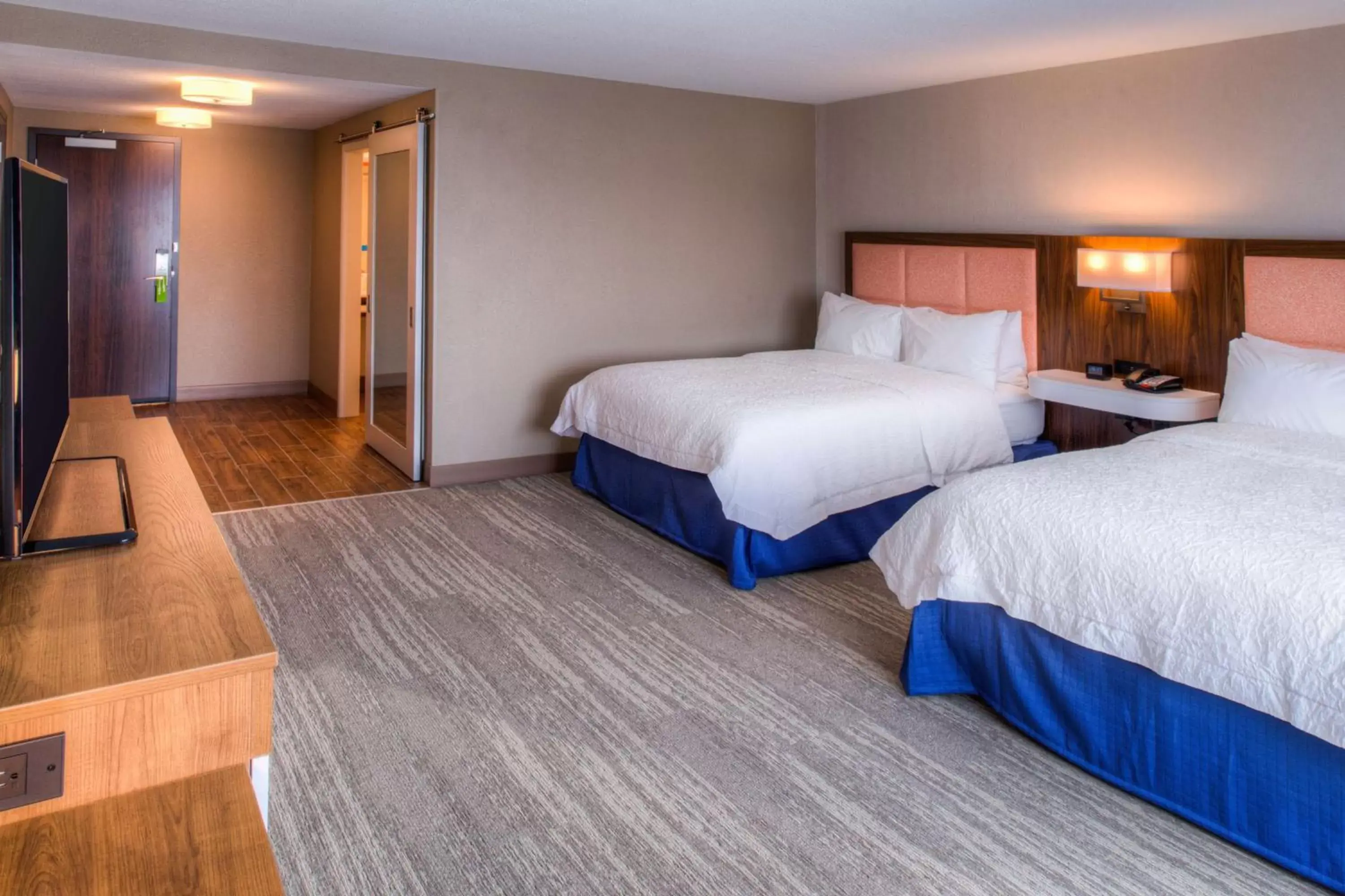 Queen Suite with Two Queen Beds - Mobility/Hearing Access - Non-Smoking in Hampton Inn & Suites Wixom/Novi/Detroit, Mi Queen Suite with Two Queen Beds - Mobility/Hearing Access - Non-Smoking in Hampton Inn & Suites Wixom/Novi/Detroit, Mi