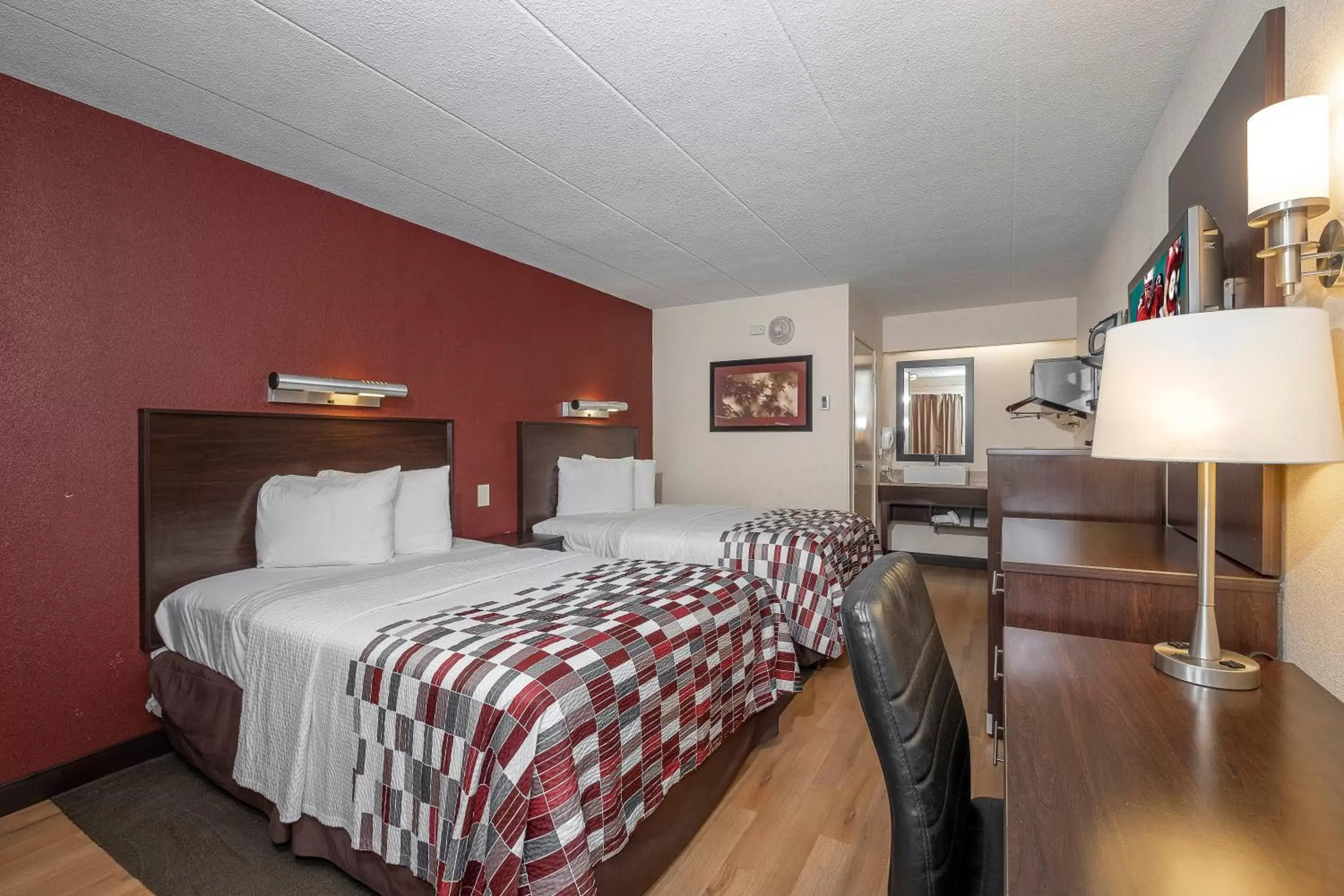 Superior Room with Two Double Beds Smoke Free in Red Roof Inn Mt Laurel Superior Room with Two Double Beds Smoke Free in Red Roof Inn Mt Laurel