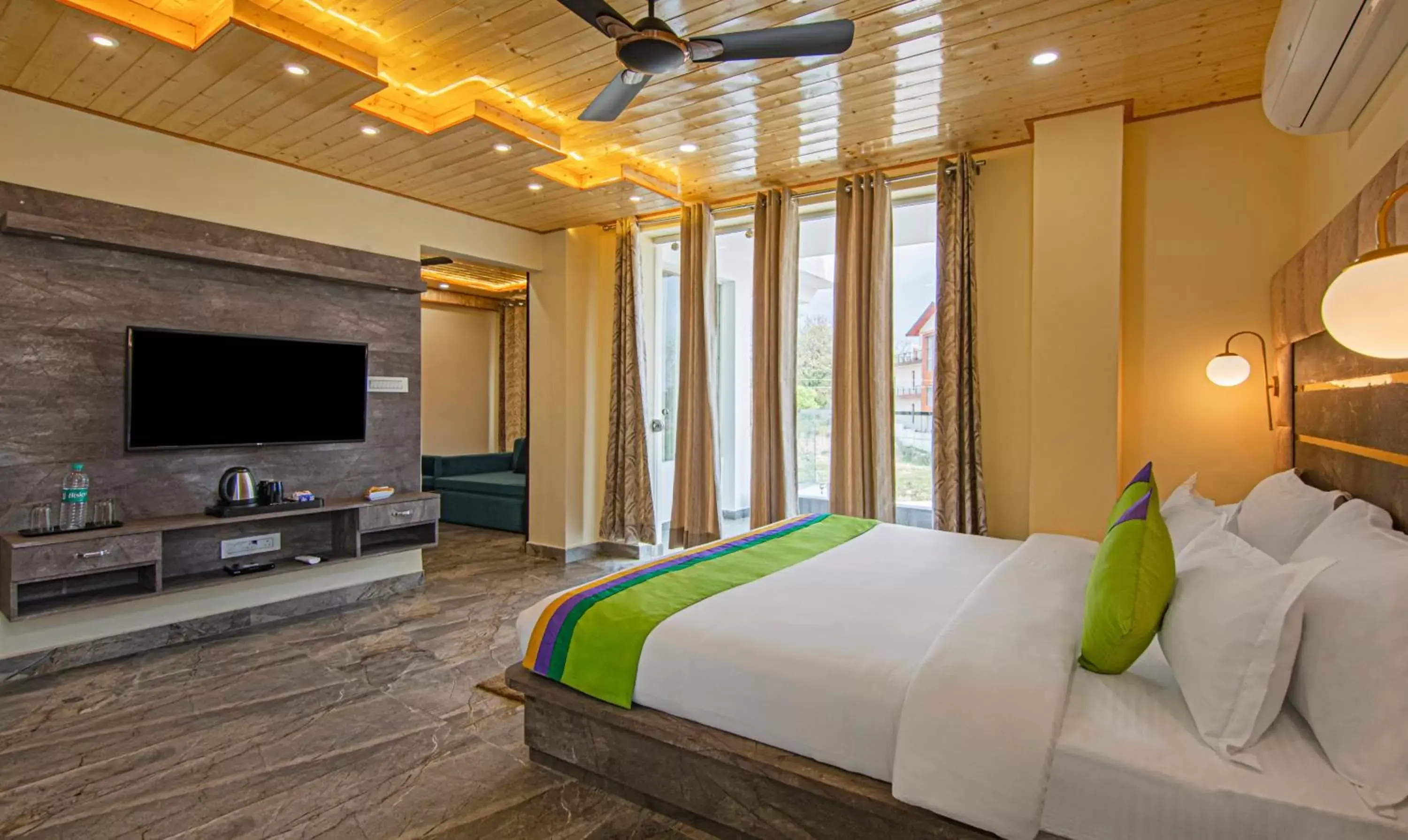 Superior Double Room in Treebo Ortus Residency Superior Double Room in Treebo Ortus Residency