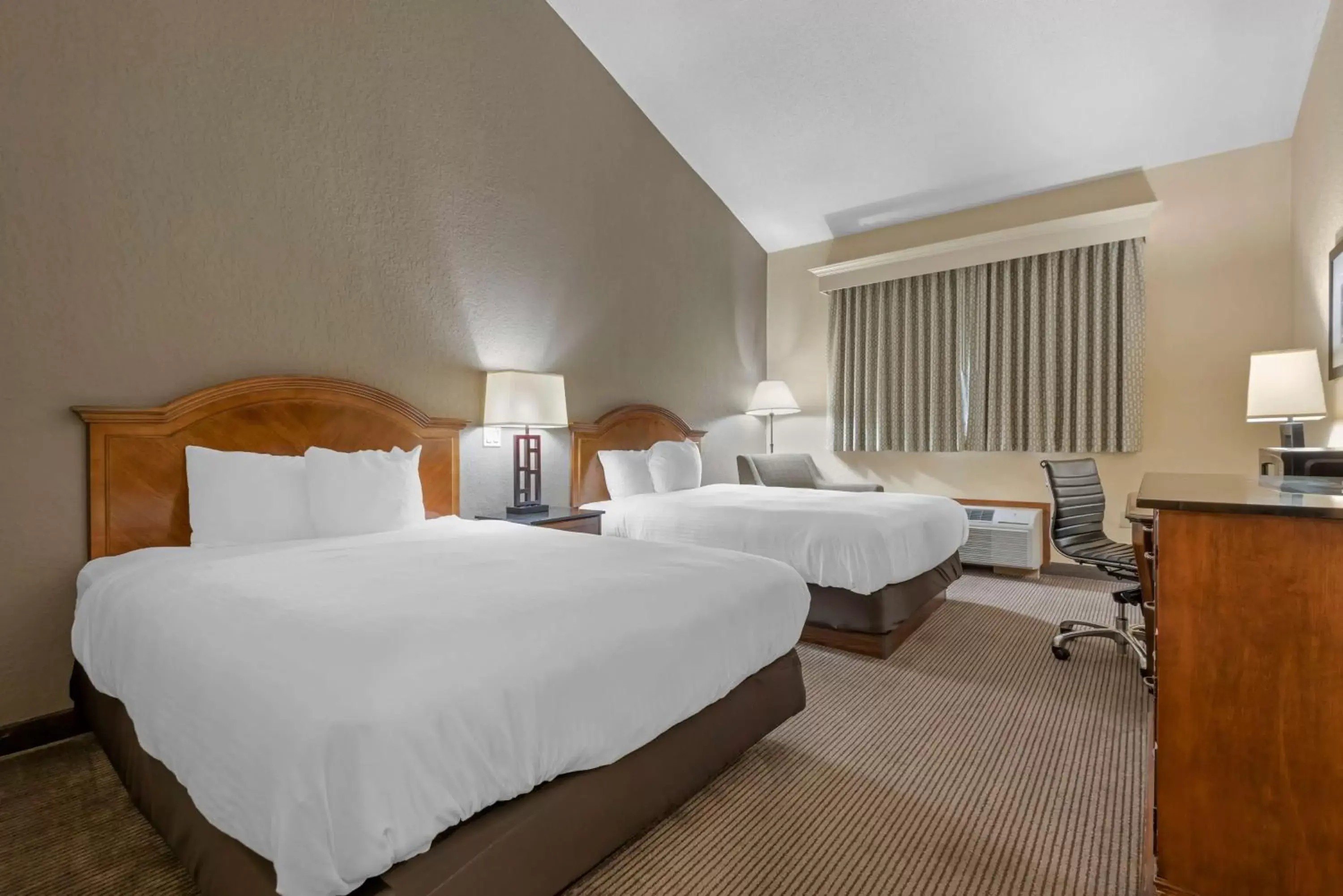 Double Room with Two Double Beds and Sofa Bed - Non-Smoking in Best Western University Inn Double Room with Two Double Beds and Sofa Bed - Non-Smoking in Best Western University Inn