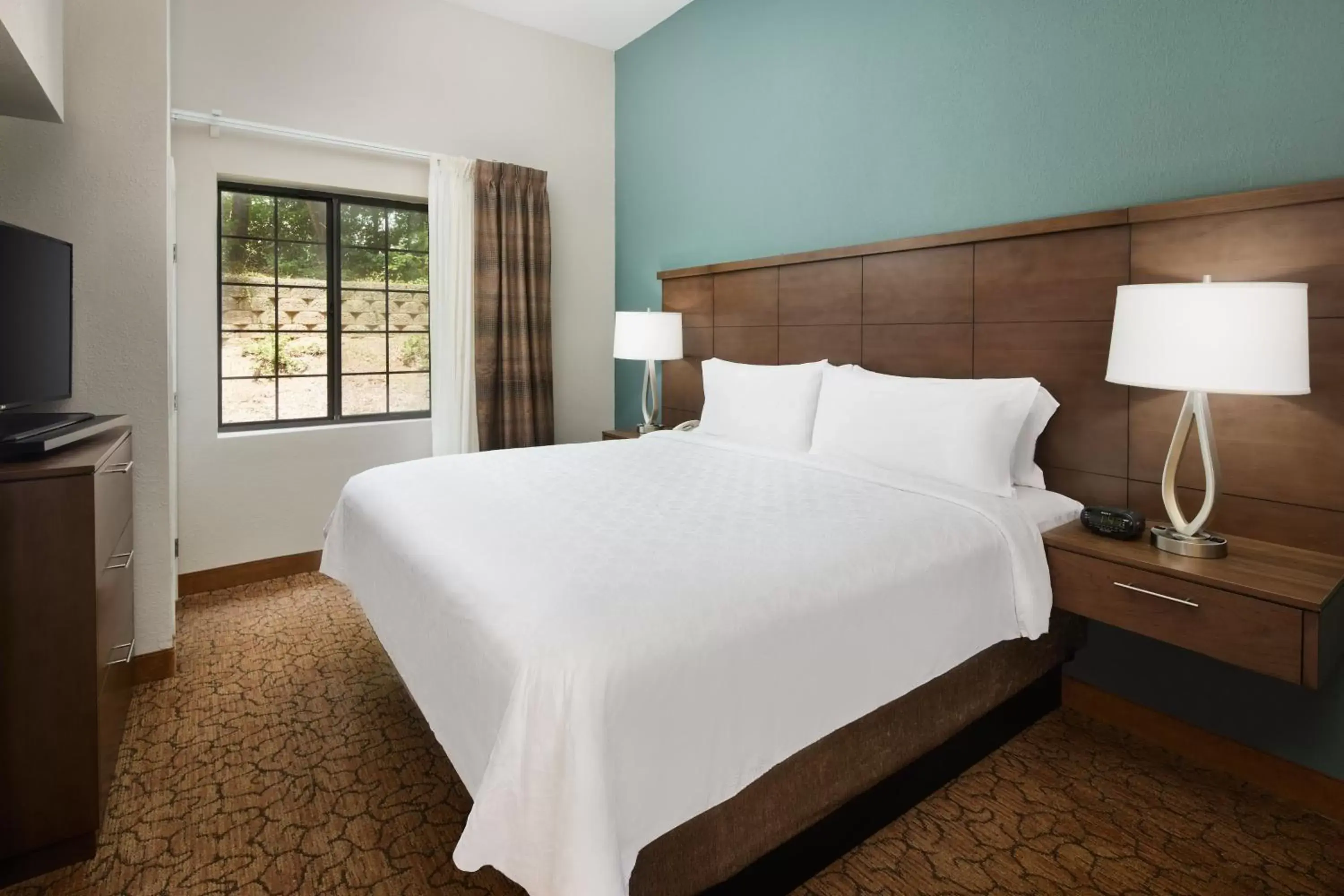 One Bedroom Suite with One Queen Bed in Staybridge Suites Of Durham - Chapel Hill - RTP by IHG One Bedroom Suite with One Queen Bed in Staybridge Suites Of Durham - Chapel Hill - RTP by IHG