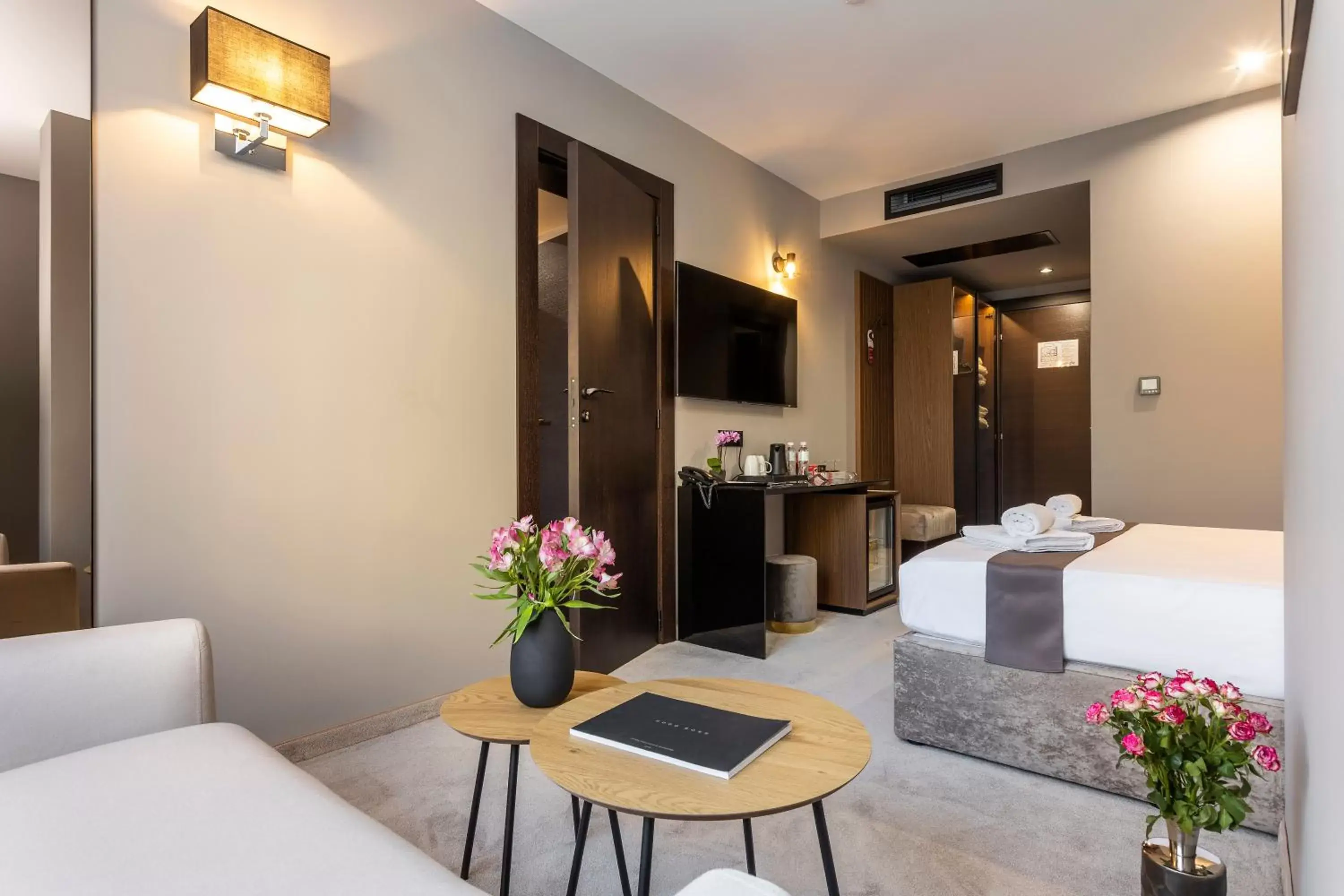 Family Room in Abrazo Sofia Hotel by HMG Family Room in Abrazo Sofia Hotel by HMG