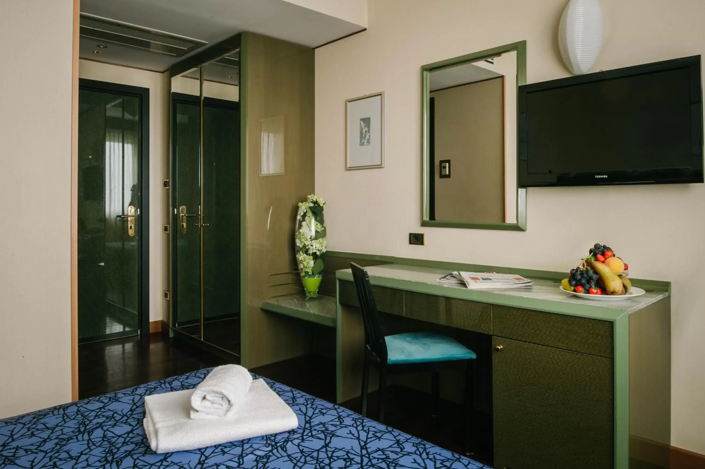 Economy Double Room - single occupancy in Hotel Royal Economy Double Room - single occupancy in Hotel Royal