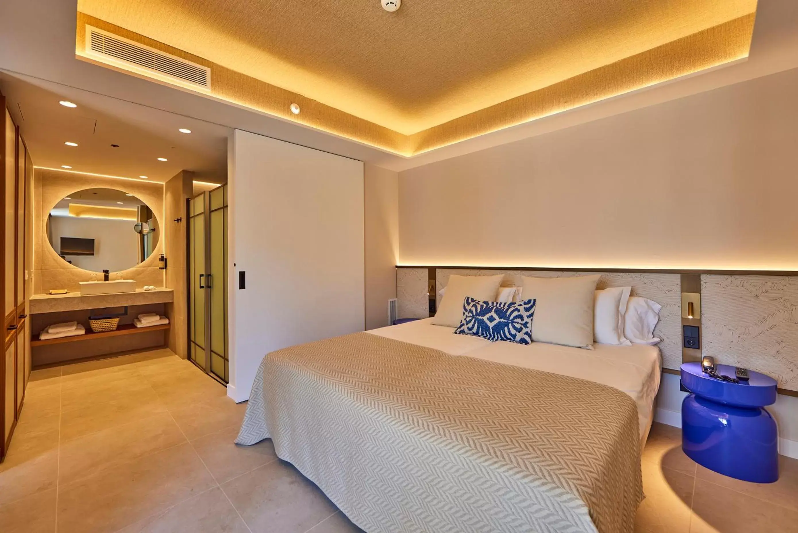 Family Suite with Garden View in Universal Grand León & Spa Family Suite with Garden View in Universal Grand León & Spa