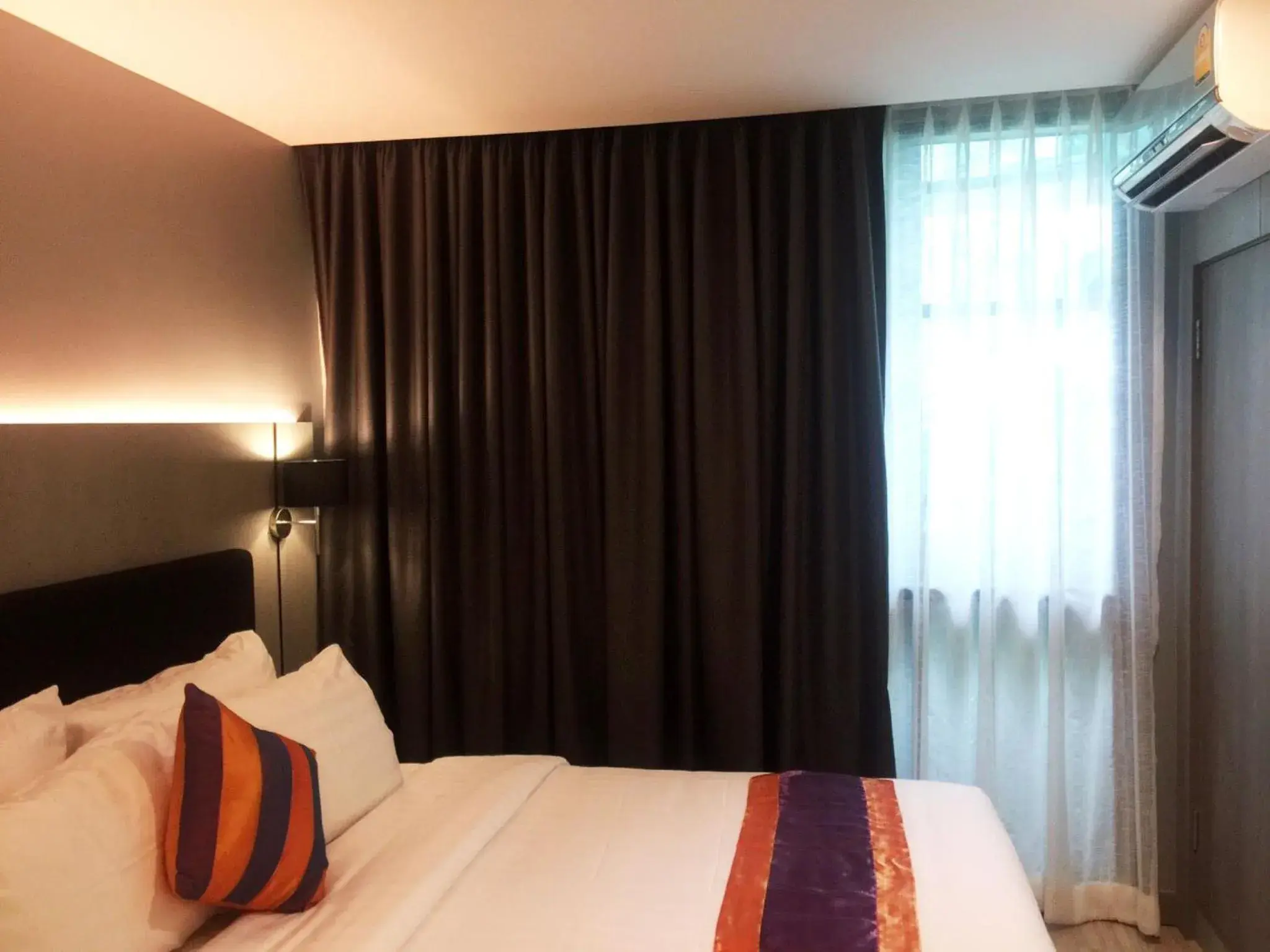 Deluxe Double Room in Studio Ekamai Deluxe Double Room in Studio Ekamai