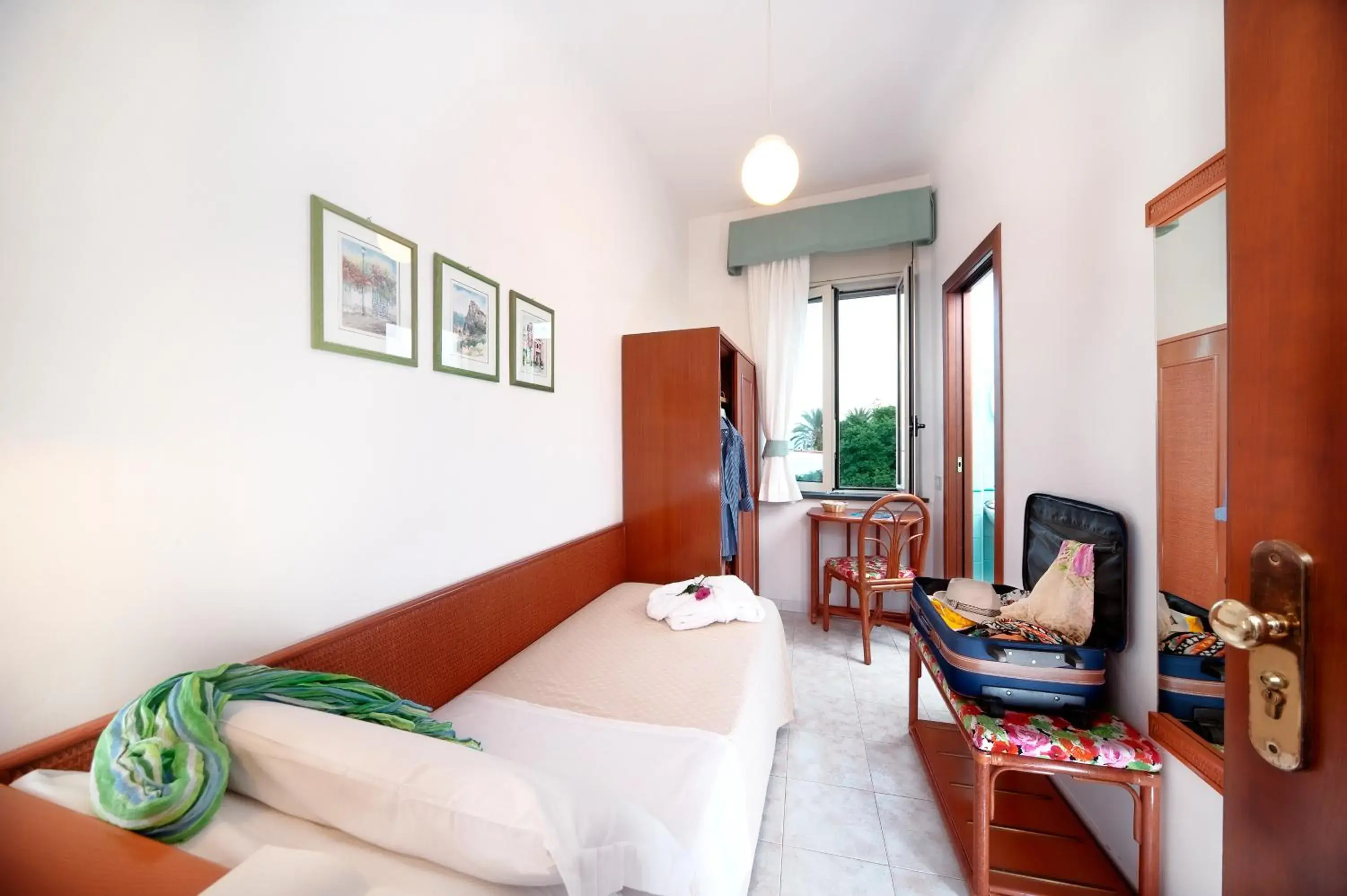 Classic Single Room in Hotel Ulisse Classic Single Room in Hotel Ulisse