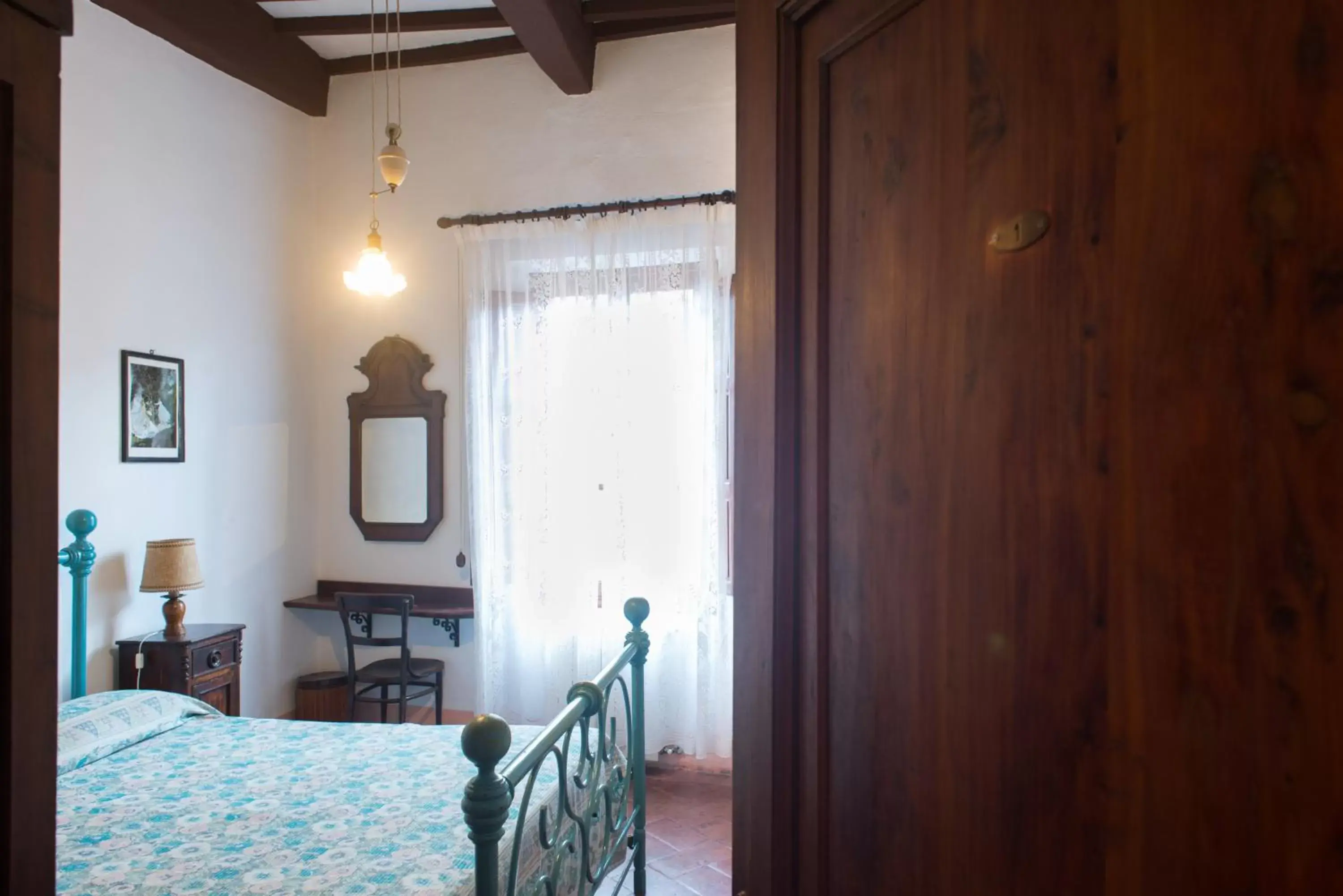 Double or Twin Room with Shared Bathroom - single occupancy in Residenza D'Epoca Palazzo Buonaccorsi Double or Twin Room with Shared Bathroom - single occupancy in Residenza D'Epoca Palazzo Buonaccorsi