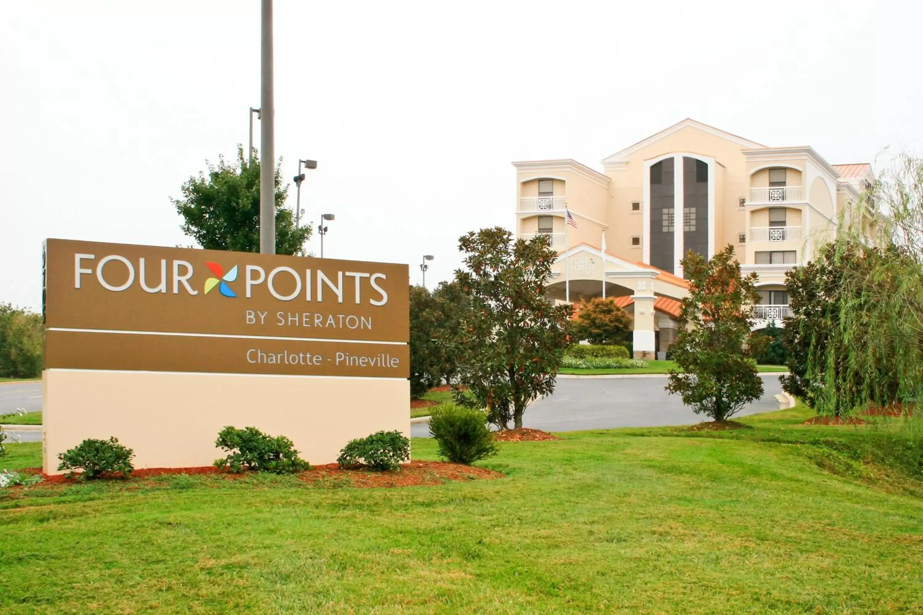 Four Points by Sheraton Charlotte/Pineville Four Points by Sheraton Charlotte/Pineville