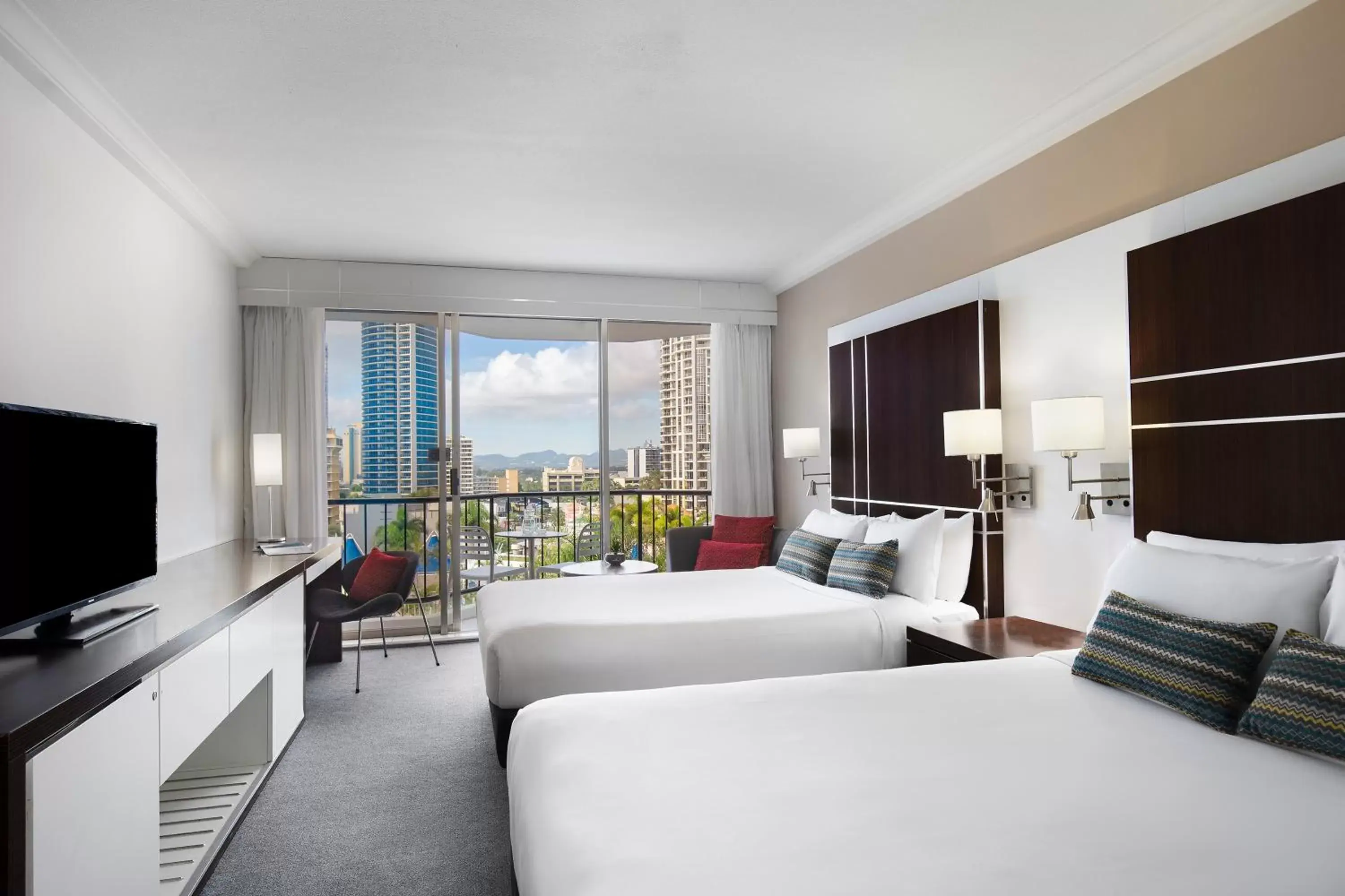 Twin Room with City View in Mantra on View Hotel Twin Room with City View in Mantra on View Hotel