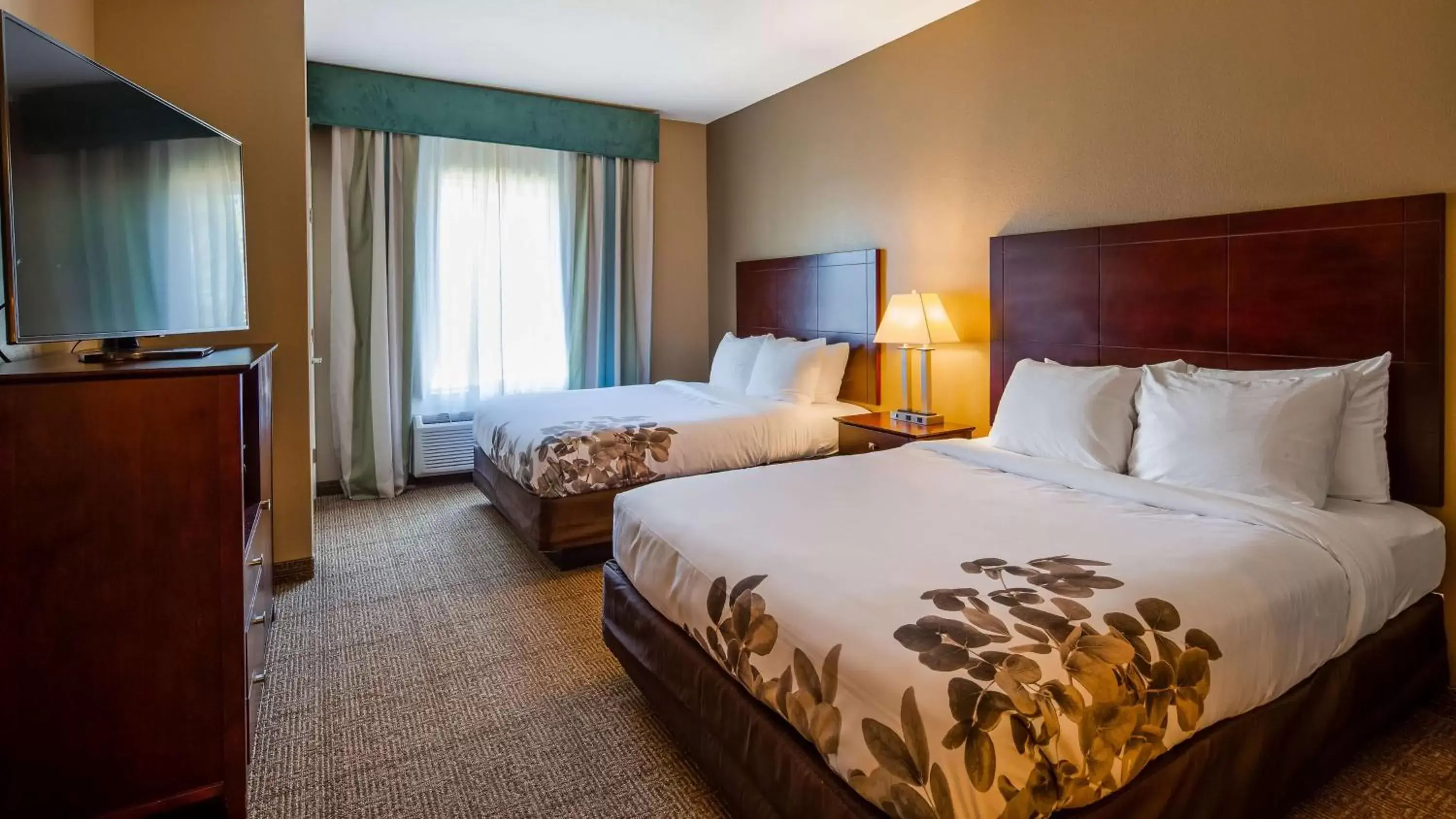 Queen Suite with Two Queen Beds - Disability Access in Best Western Dothan Inn & Suites Queen Suite with Two Queen Beds - Disability Access in Best Western Dothan Inn & Suites