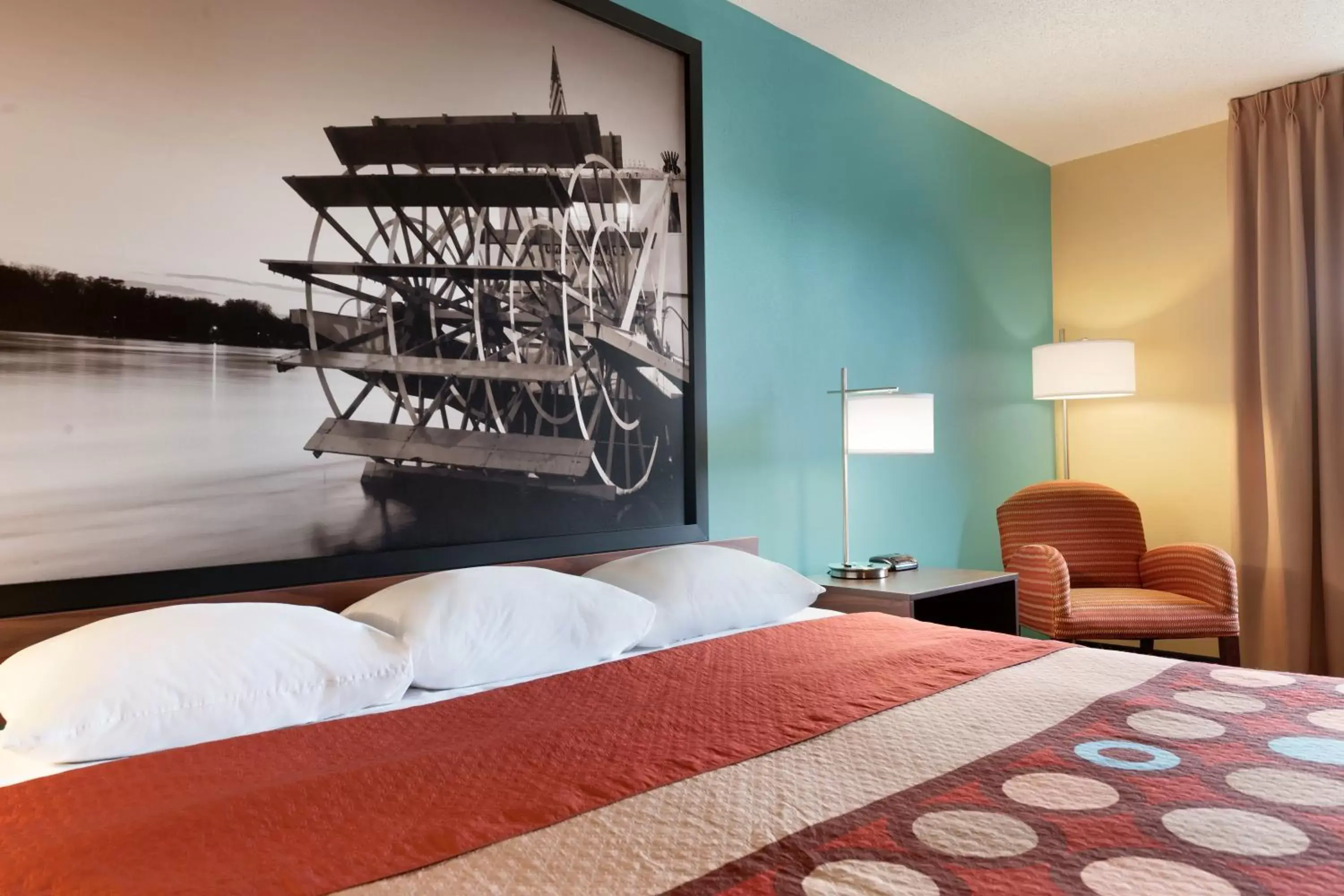 Business King Room - Non-Smoking in Super 8 by Wyndham Peoria Business King Room - Non-Smoking in Super 8 by Wyndham Peoria