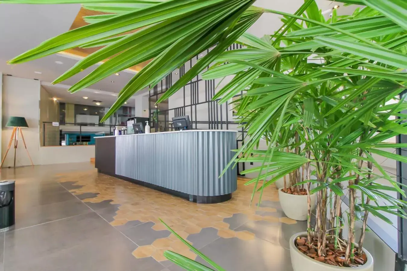 Property building in Coral Hotel - Próximo Av Carlos Gomes, PUCRS Property building in Coral Hotel - Próximo Av Carlos Gomes, PUCRS