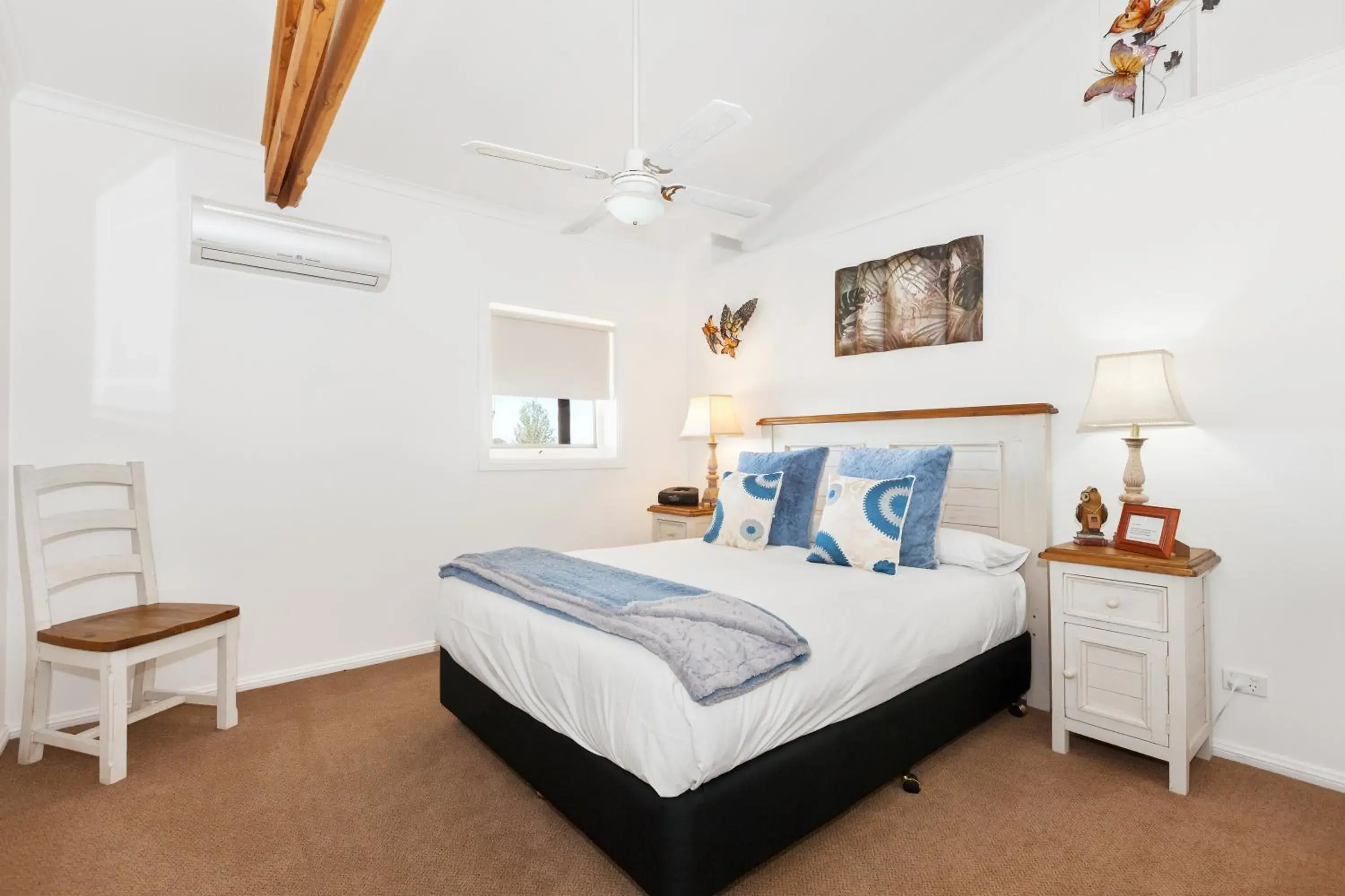 Two-Bedroom Cottage in Owl Head Lodge Two-Bedroom Cottage in Owl Head Lodge