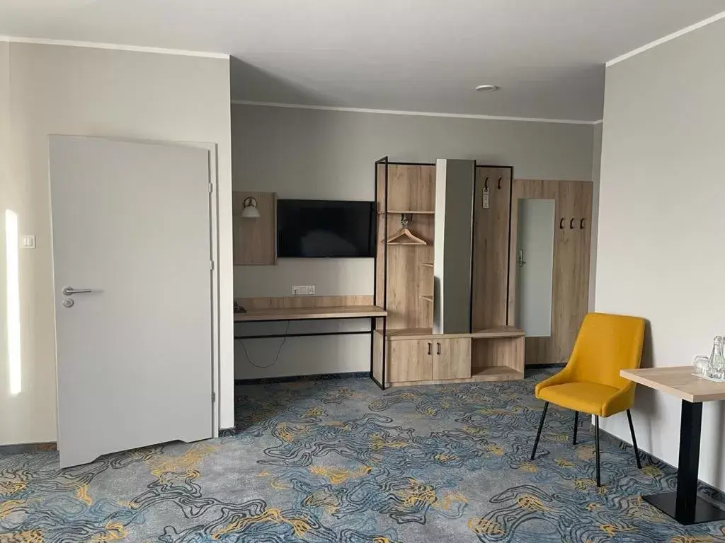 Triple Room in Hotel Dobosz Triple Room in Hotel Dobosz