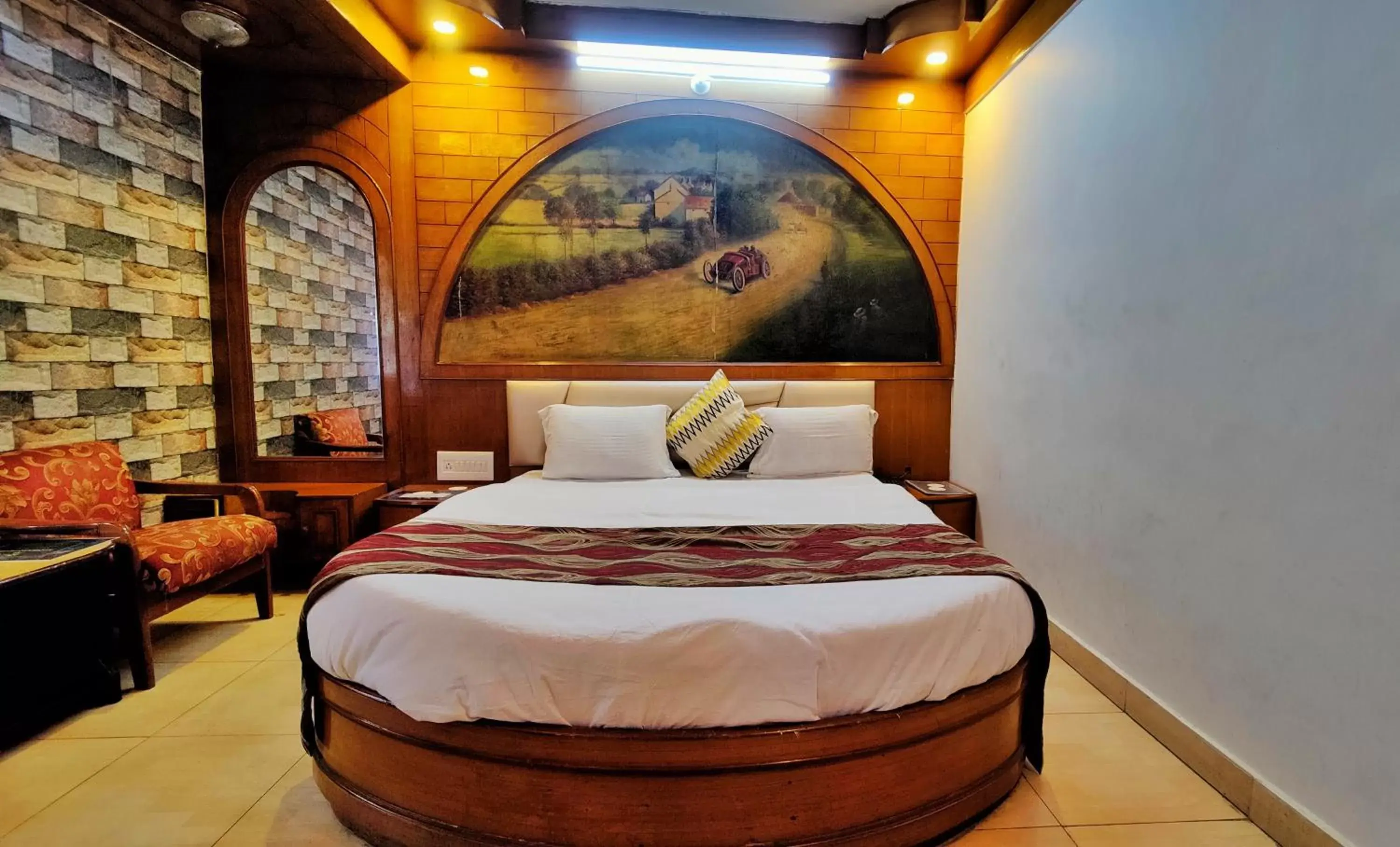 Deluxe Room in Auckland Hotel and Restaurant Near Mall Road Deluxe Room in Auckland Hotel and Restaurant Near Mall Road