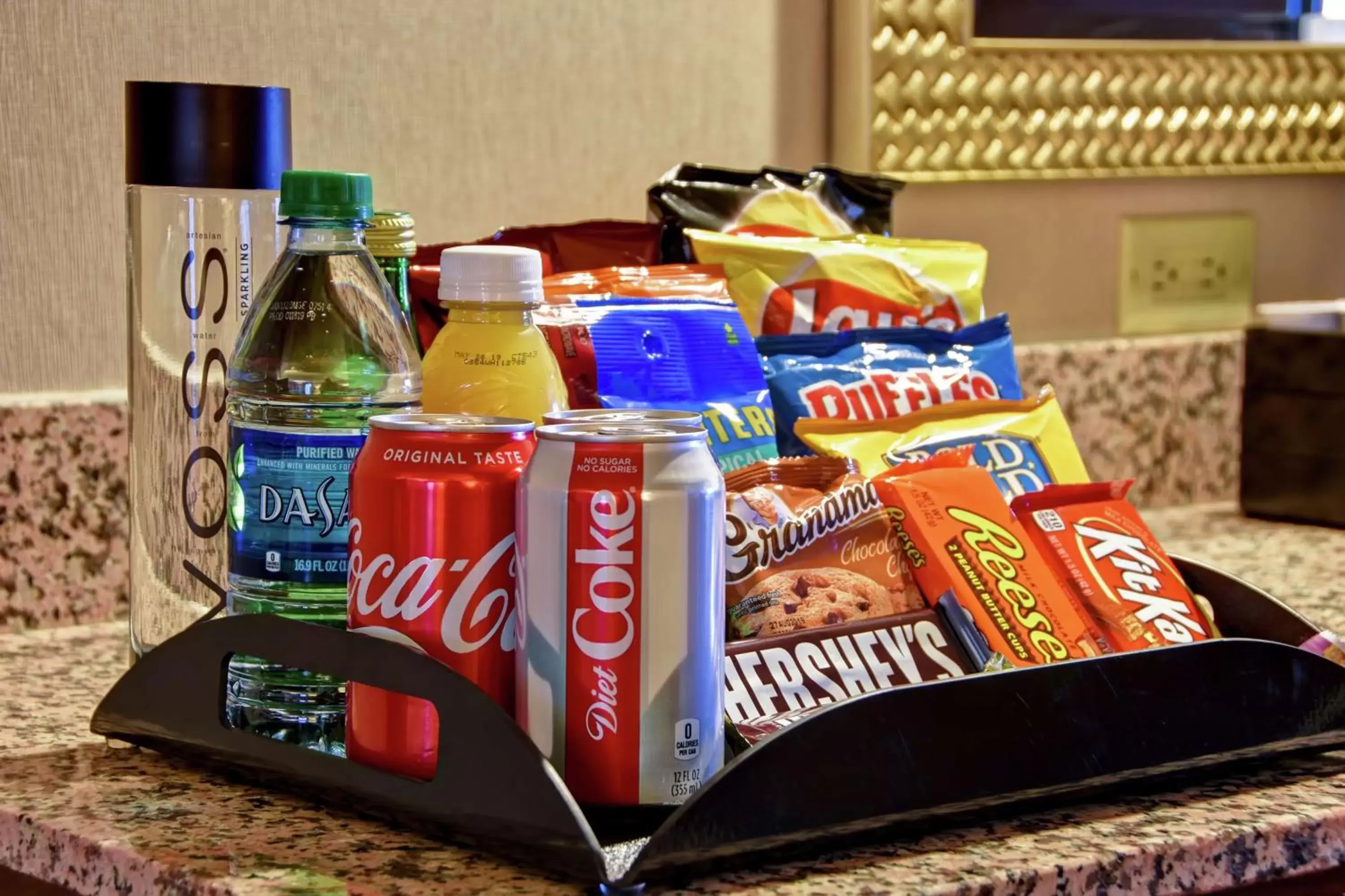 One-Bedroom Premium King Suite in Embassy Suites by Hilton Dulles Airport One-Bedroom Premium King Suite in Embassy Suites by Hilton Dulles Airport