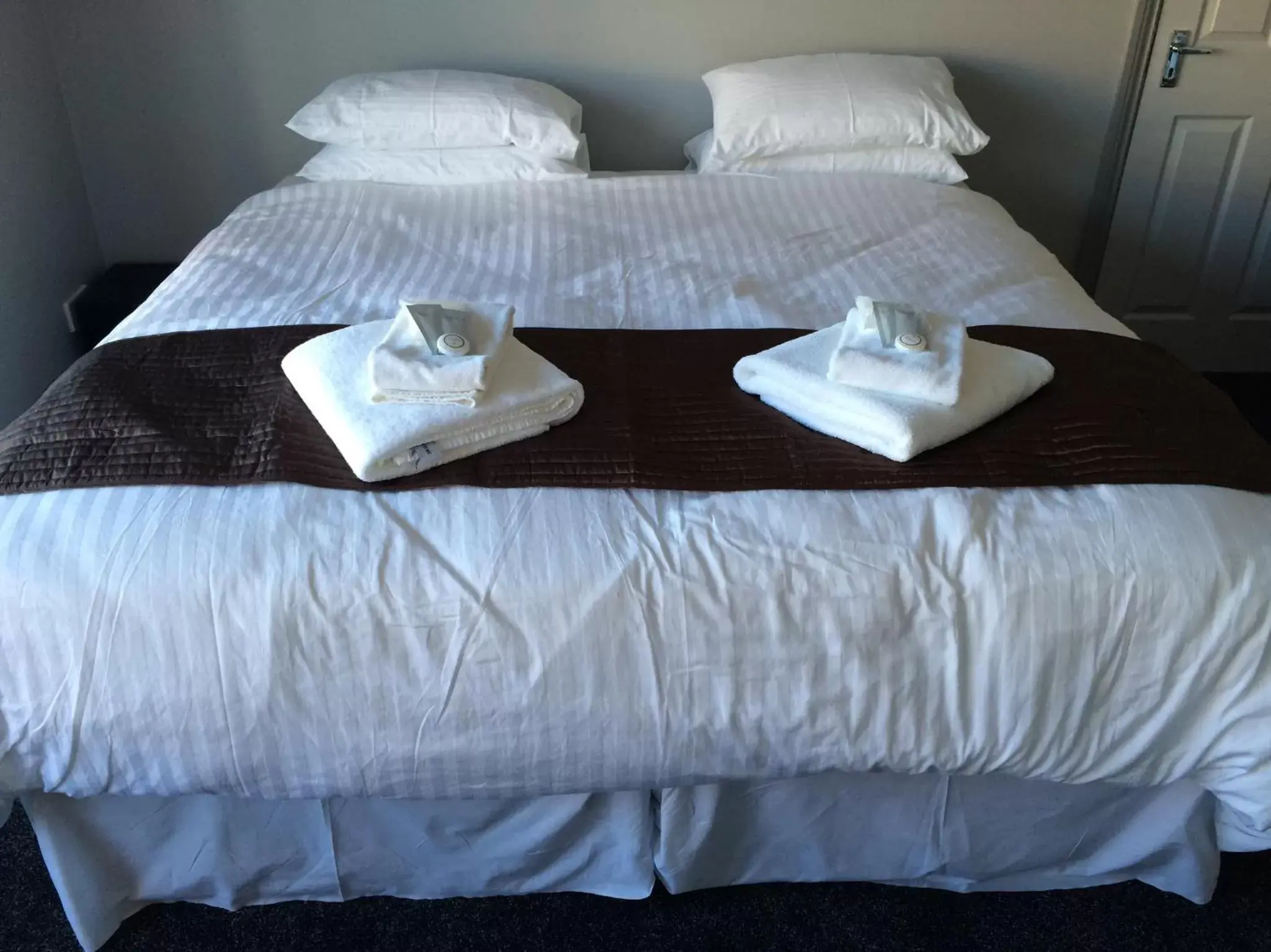 Links Deluxe Double or Twin in Links Lets Room Only Links Deluxe Double or Twin in Links Lets Room Only