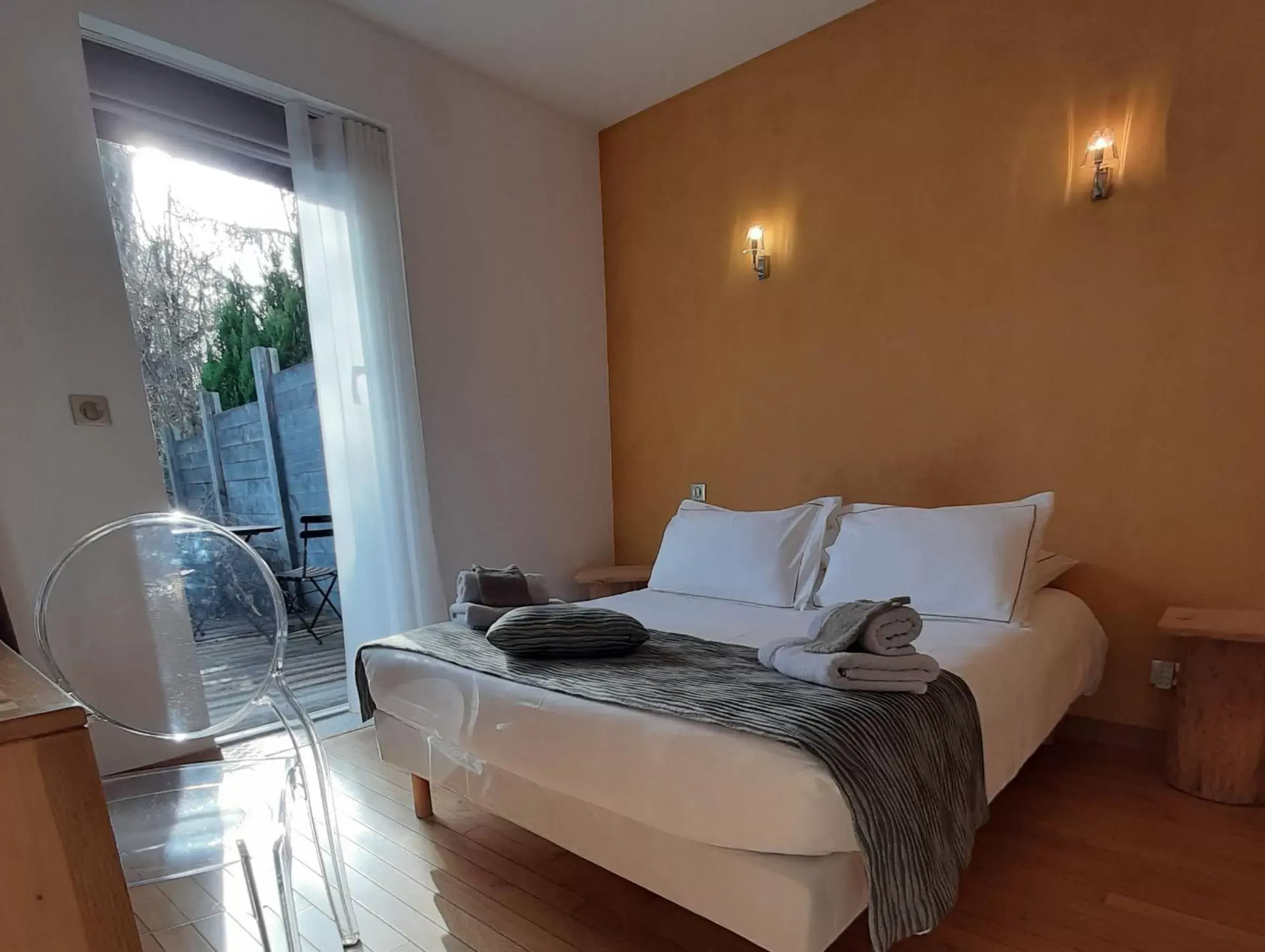 Double Room with Terrace - single occupancy in Le Clos du Bois Joli Double Room with Terrace - single occupancy in Le Clos du Bois Joli