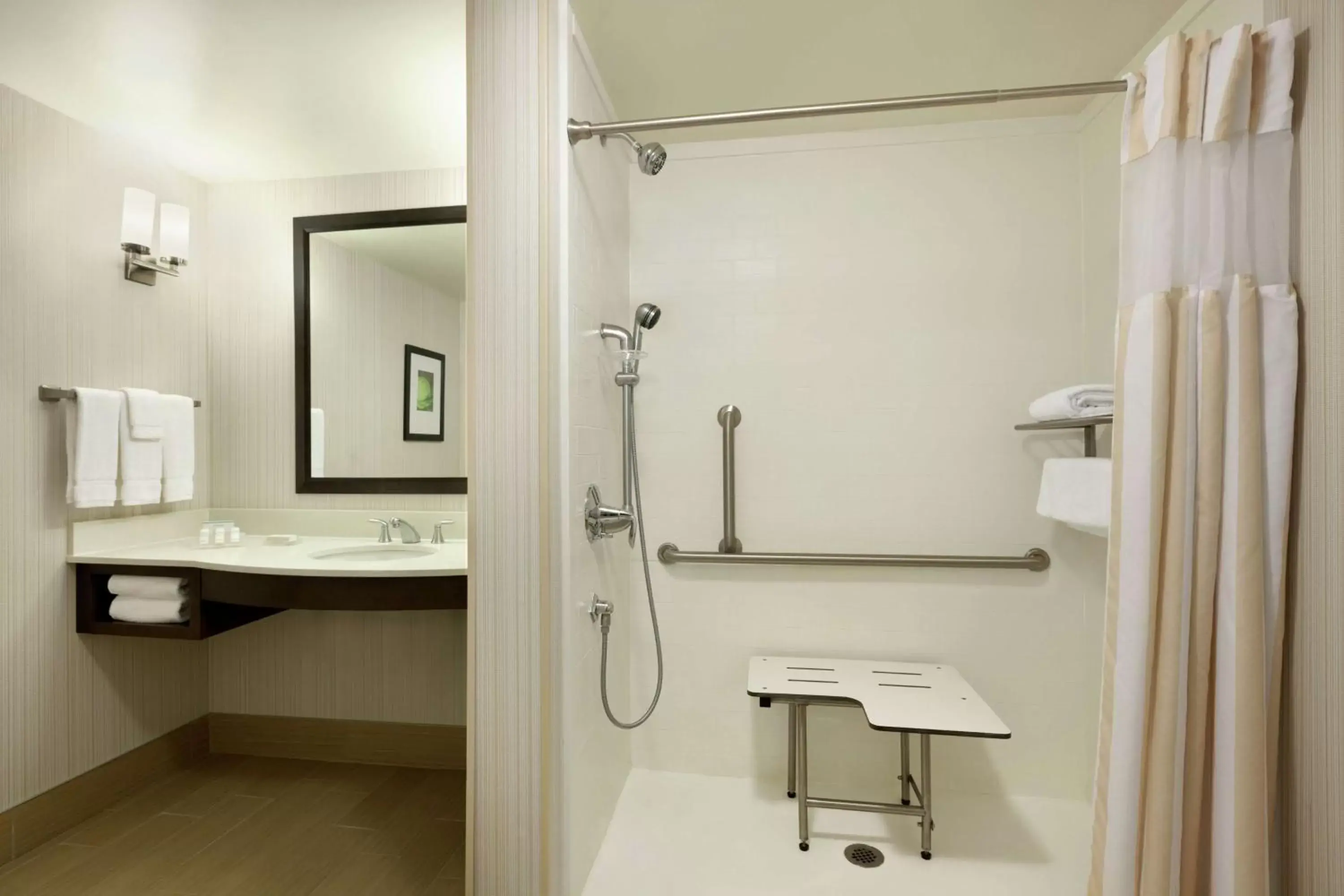 King Room with Roll-In Shower - Mobility Access in Hilton Garden Inn Rochester/Pittsford King Room with Roll-In Shower - Mobility Access in Hilton Garden Inn Rochester/Pittsford