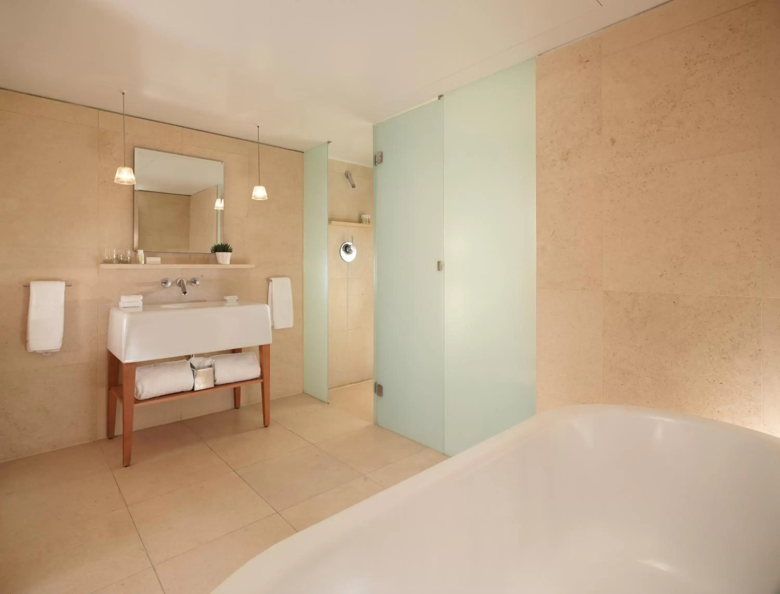 Corner Suite in St Martins Lane London Corner Suite in St Martins Lane London