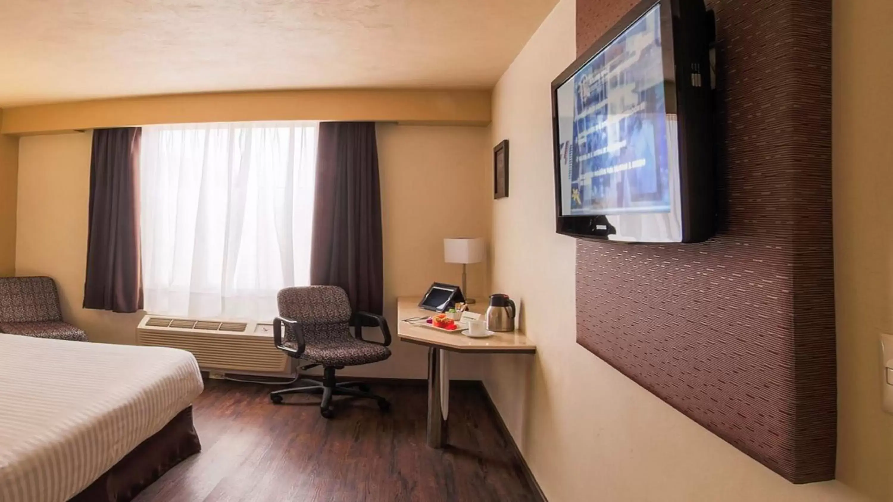 Standard Room in Holiday Inn Orizaba by IHG Standard Room in Holiday Inn Orizaba by IHG