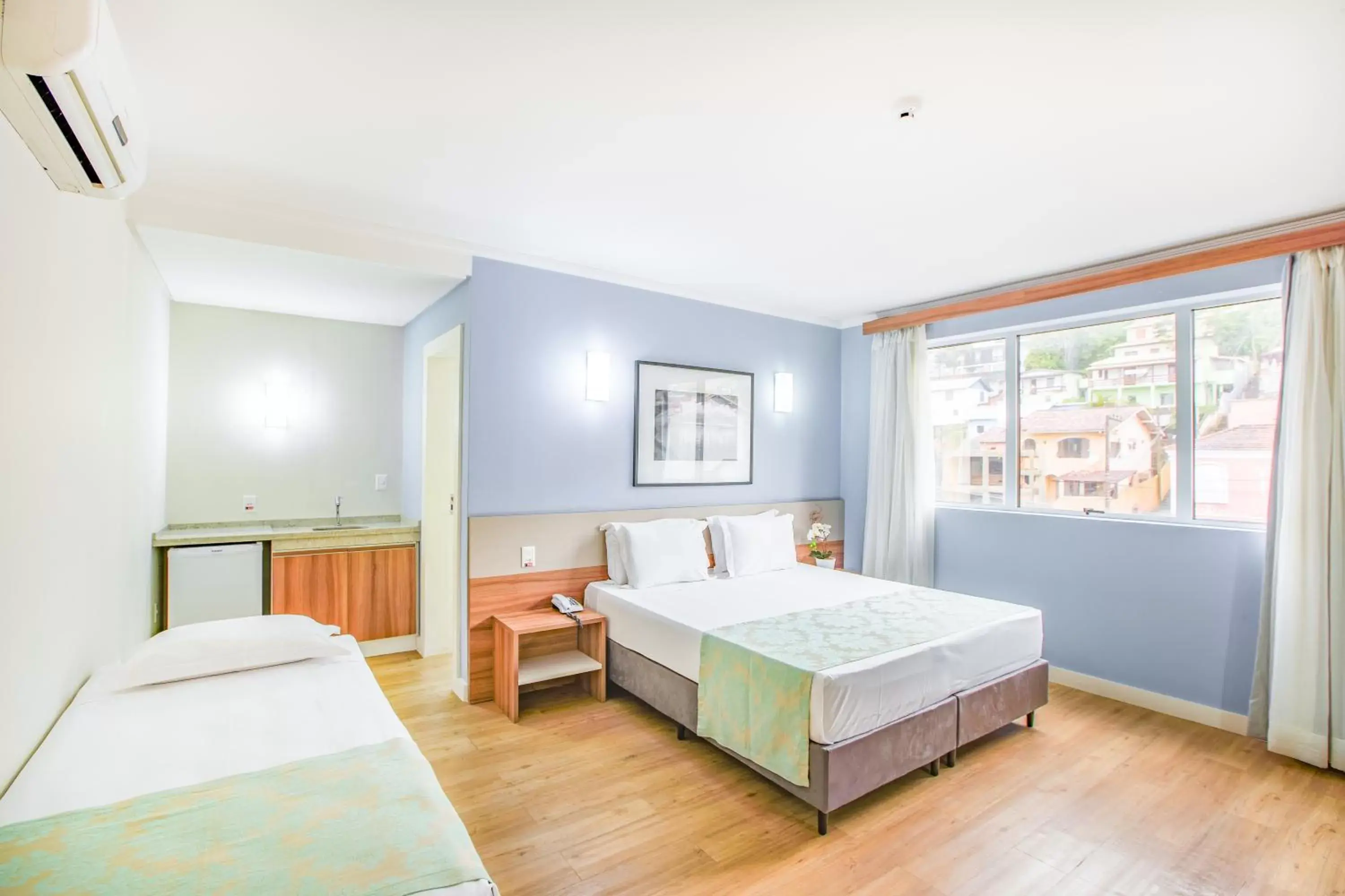 Suite in Iate Hotel Centro Florianópolis Suite in Iate Hotel Centro Florianópolis