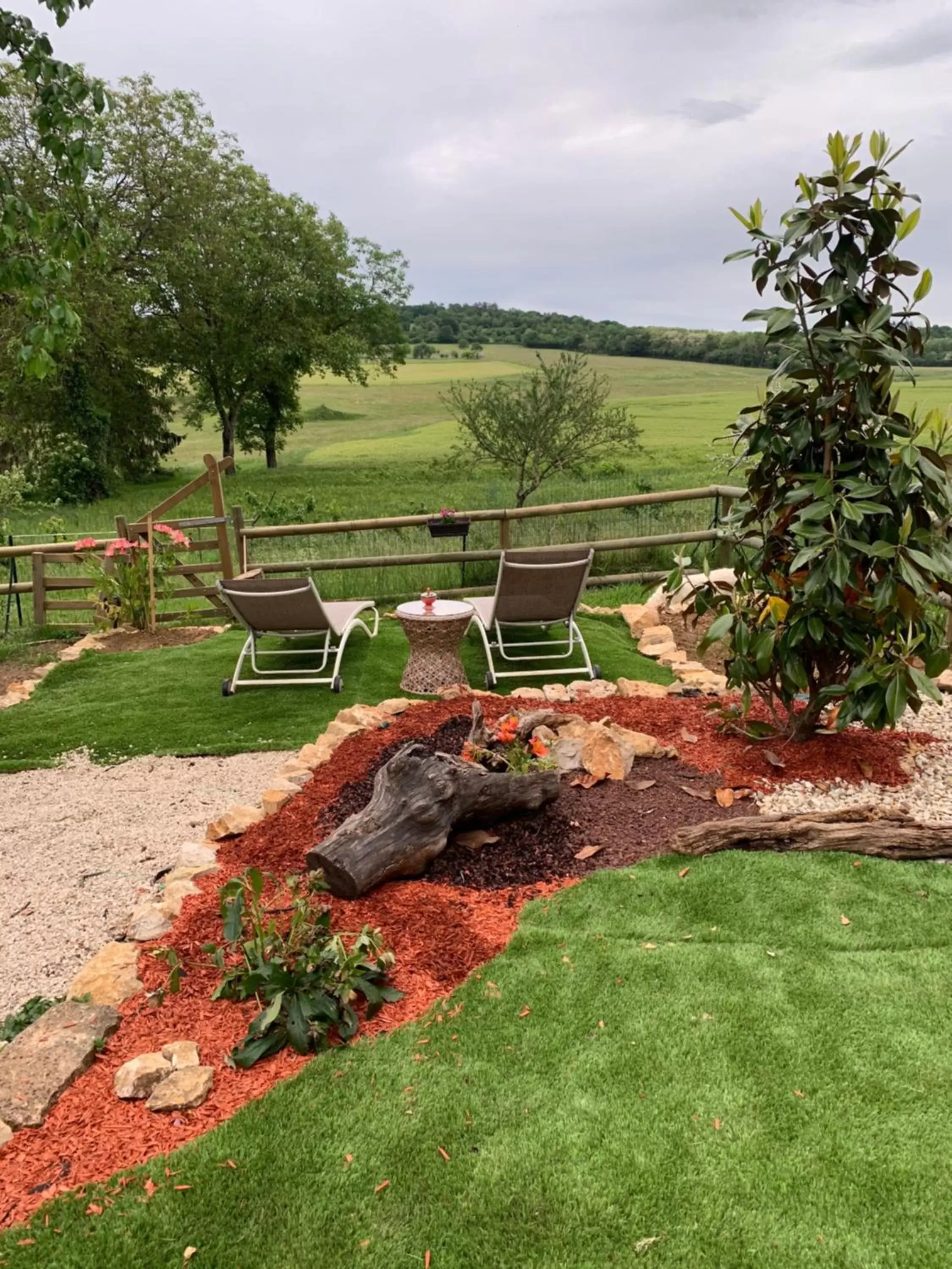 L’allée des peupliers L’allée des peupliers