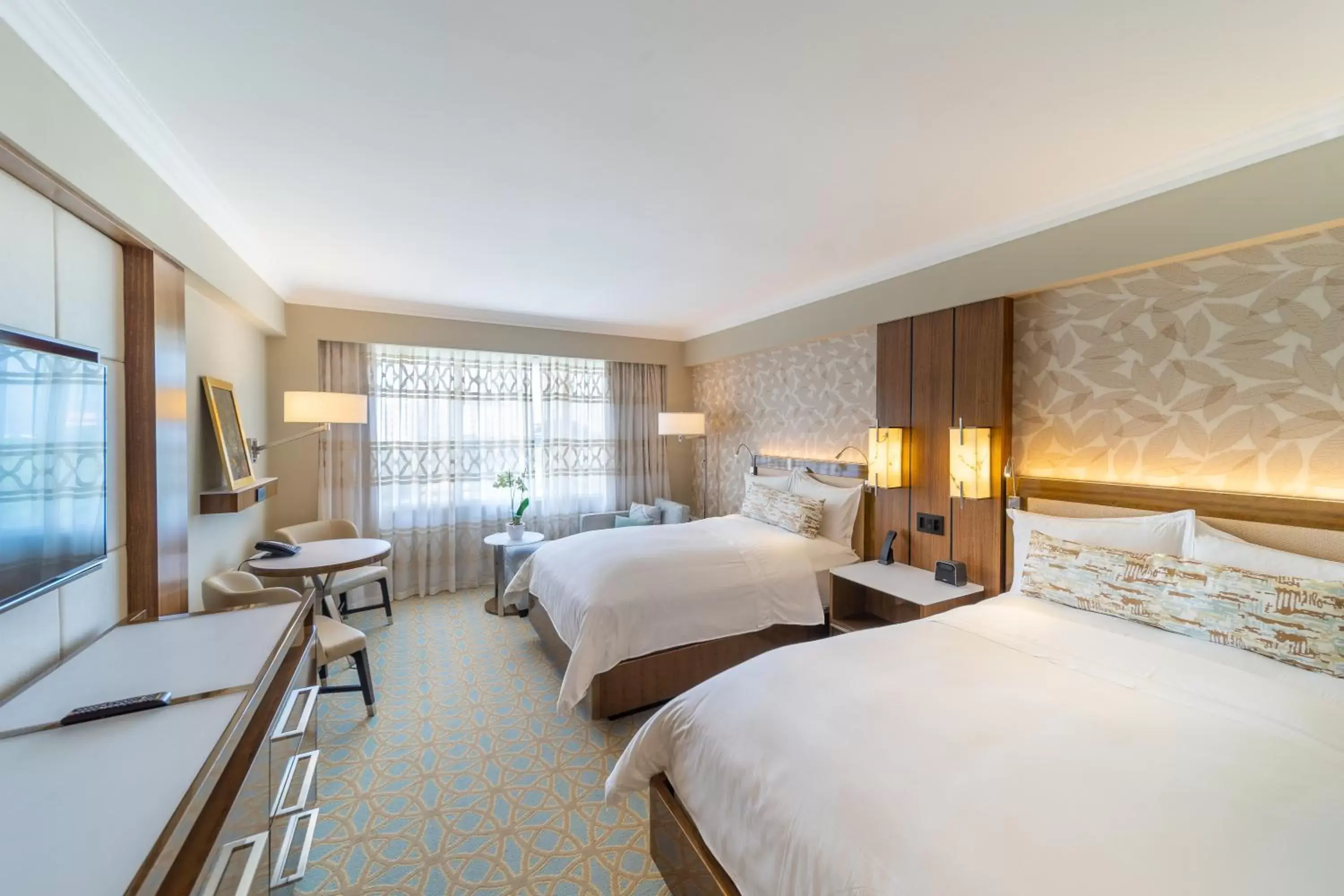 Classic Double Room with Two Double Beds and Pool View - single occupancy in InterContinental Costa Rica at Multiplaza Mall by IHG Classic Double Room with Two Double Beds and Pool View - single occupancy in InterContinental Costa Rica at Multiplaza Mall by IHG