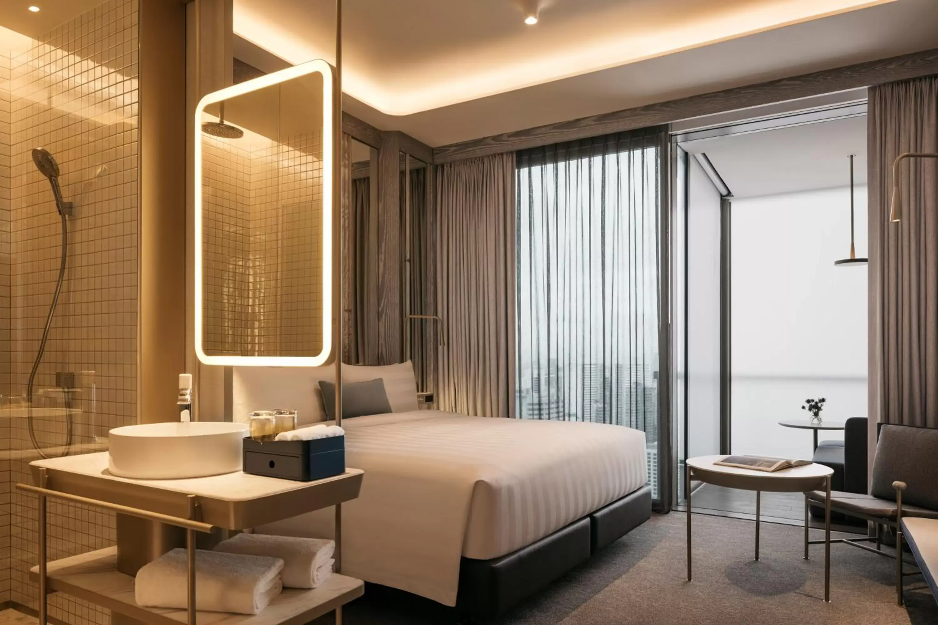 Pacific Club Balcony King in Pan Pacific Orchard Pacific Club Balcony King in Pan Pacific Orchard