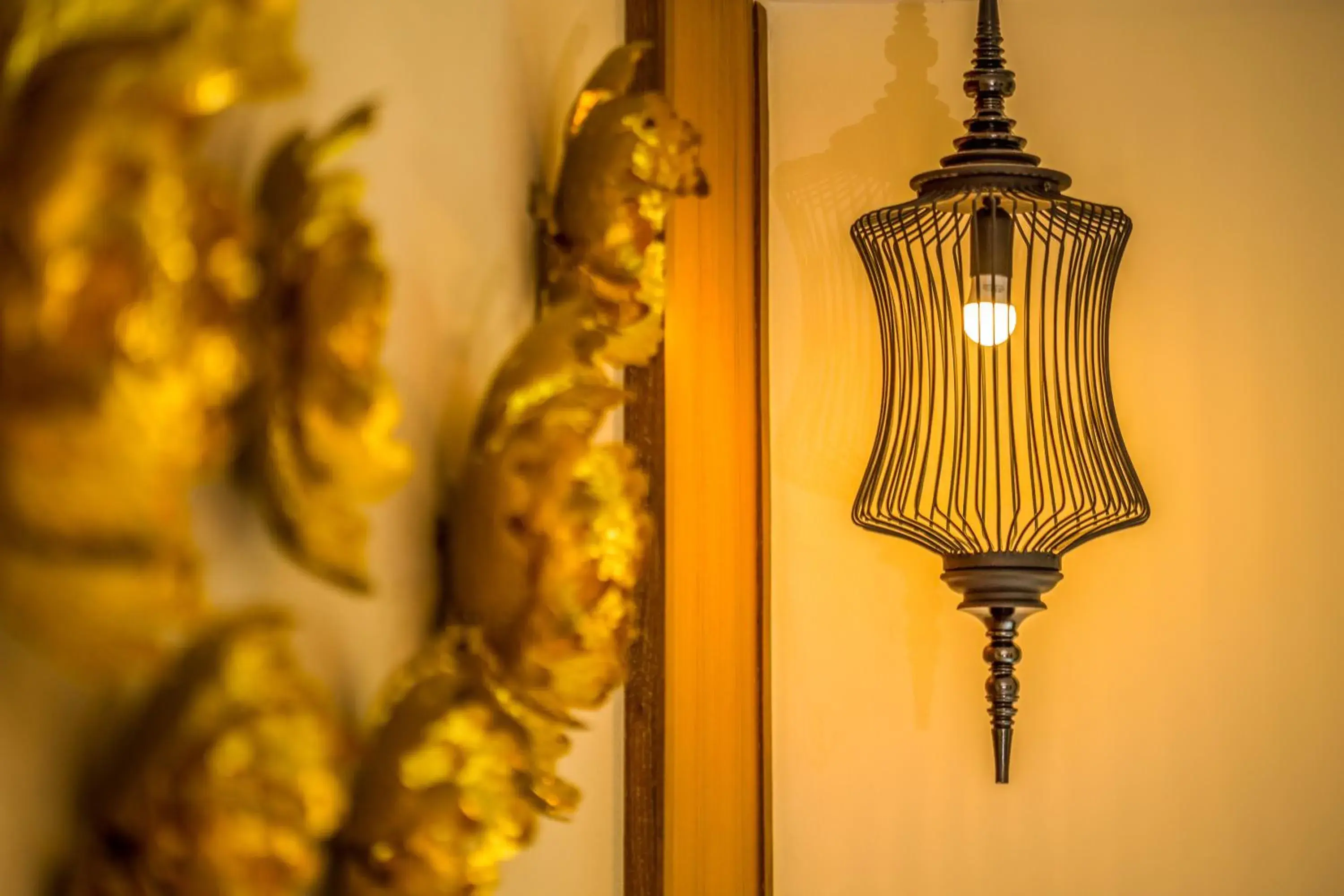 Deluxe Double Room in The Signature Hotel @ Thapae Deluxe Double Room in The Signature Hotel @ Thapae