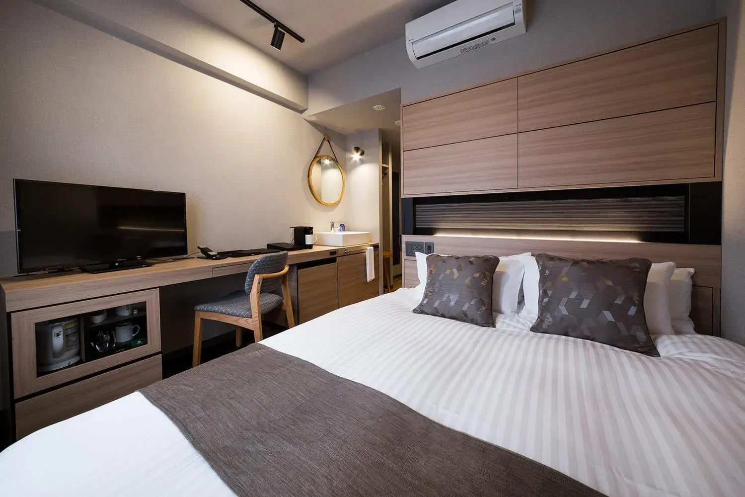 Superior Double Room in S-Peria Hotel Hakata Superior Double Room in S-Peria Hotel Hakata