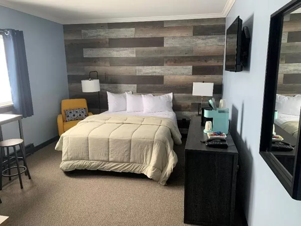 Queen Studio in Acadian Hotel Queen Studio in Acadian Hotel