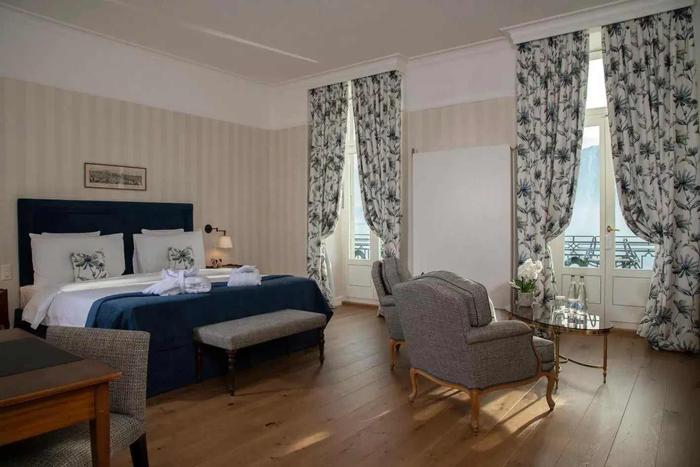 Deluxe Double Room with Lake View in Hôtel Des Trois Couronnes & Spa - The Leading Hotels of the World Deluxe Double Room with Lake View in Hôtel Des Trois Couronnes & Spa - The Leading Hotels of the World