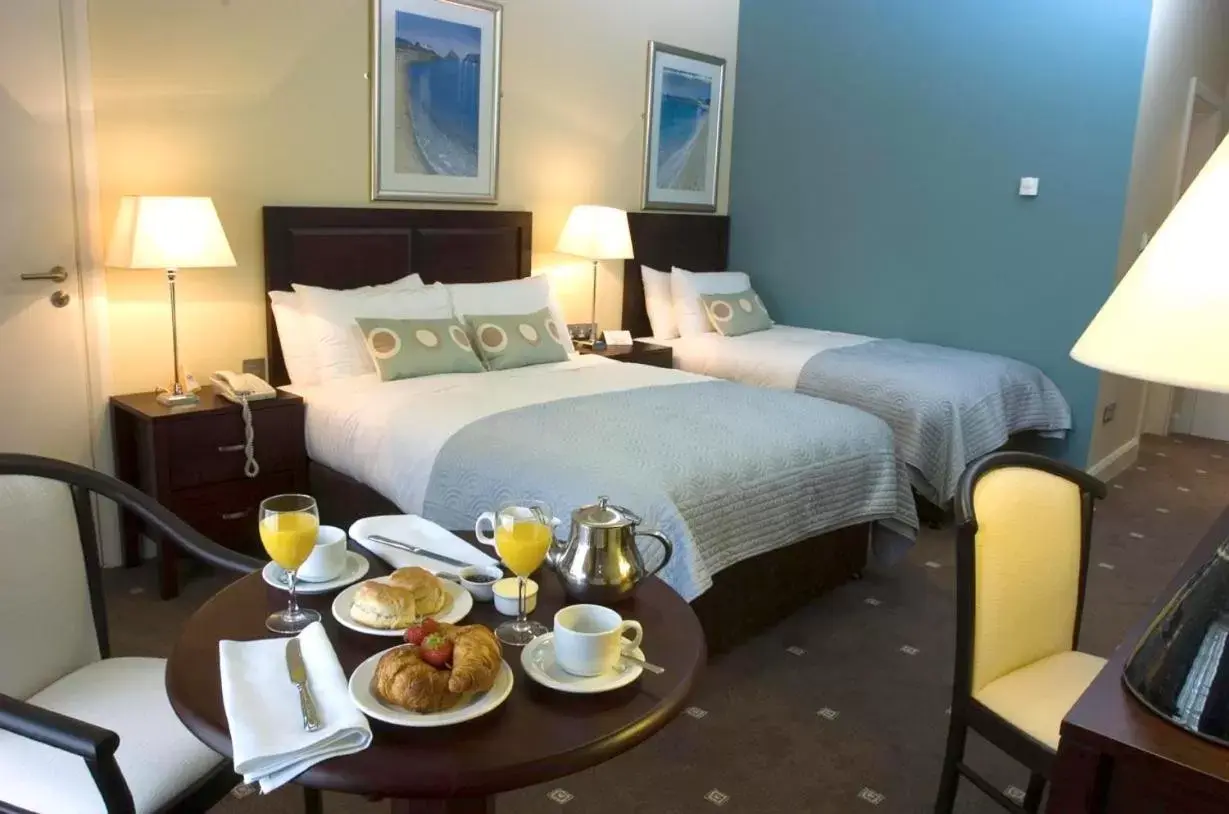 Family Room (2 Adults + 2 Children) in The Kenmare Bay Hotel & Leisure Resort Family Room (2 Adults + 2 Children) in The Kenmare Bay Hotel & Leisure Resort