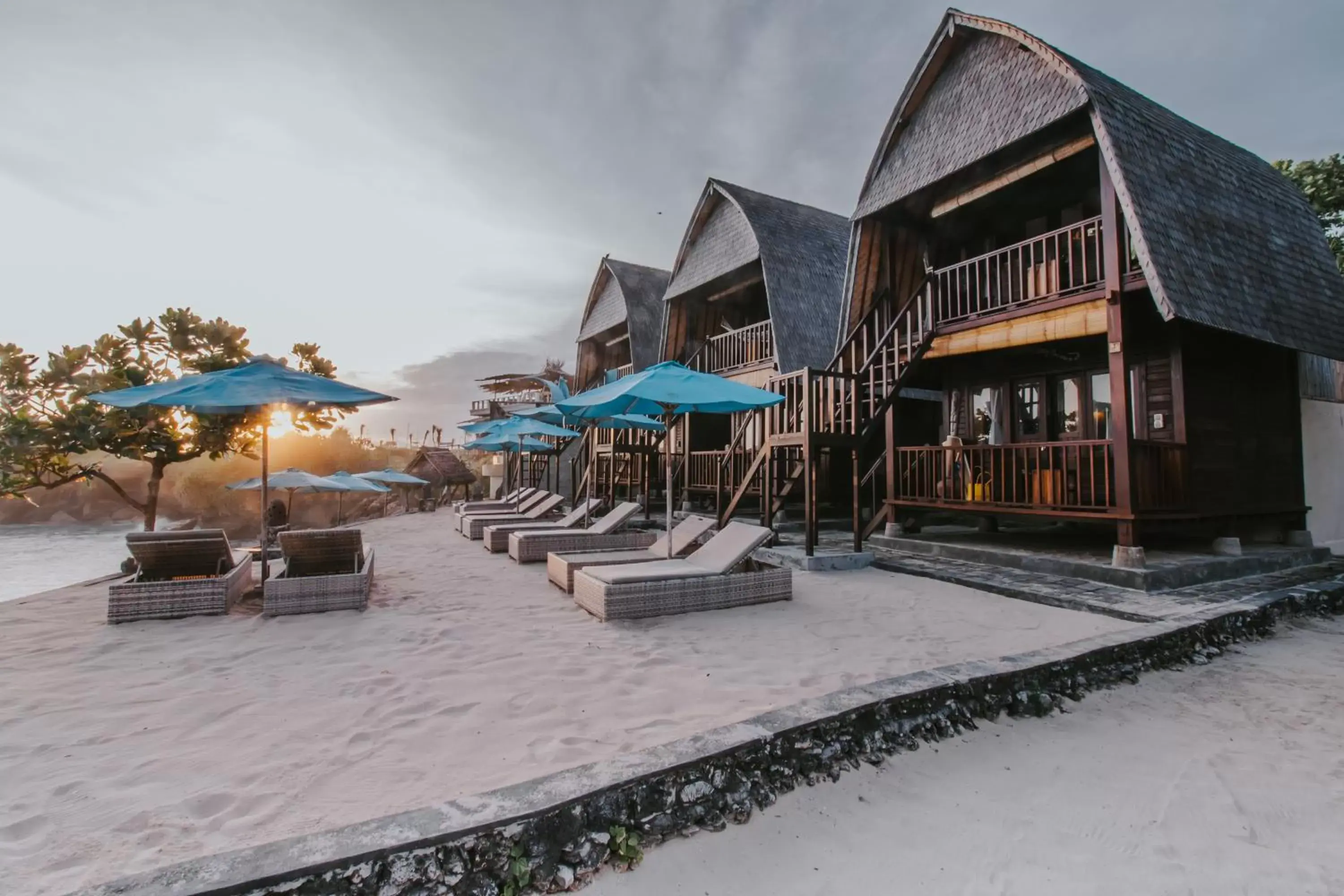 Family Huts in Dream Beach Huts Family Huts in Dream Beach Huts