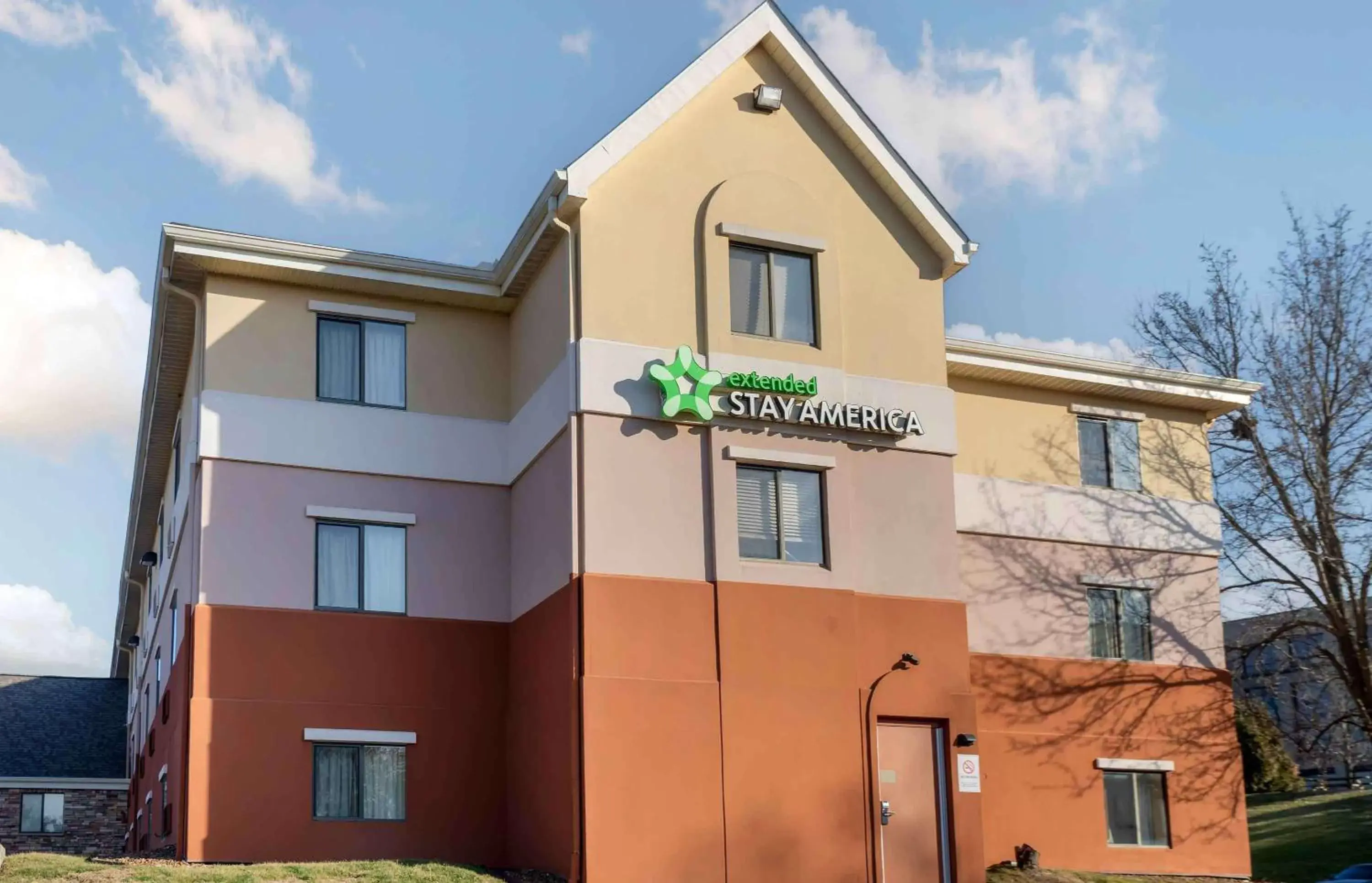 Suburban Studios Brentwood - Nashville Suburban Studios Brentwood - Nashville