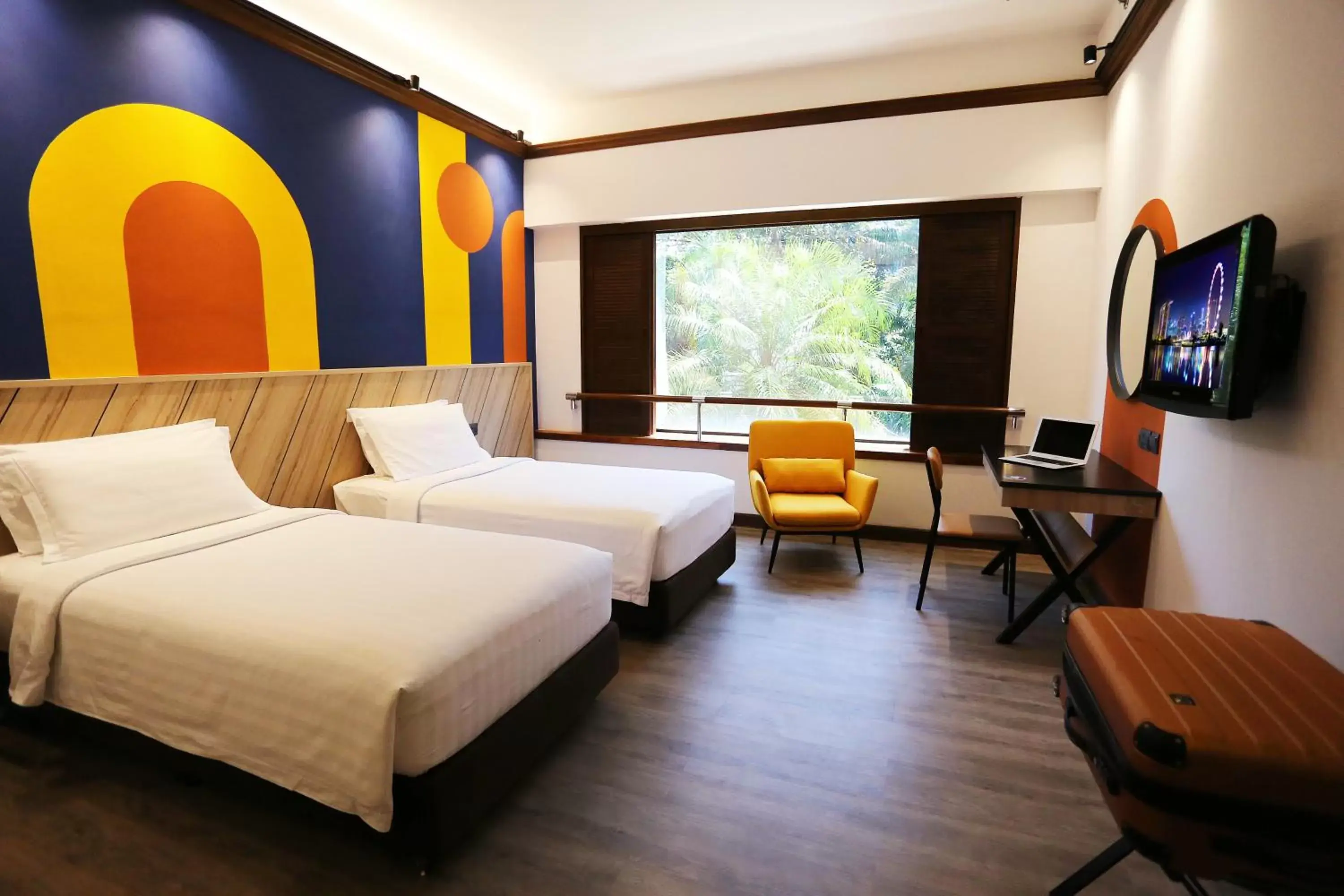 Deluxe Tropical King or Twin Room in Furama RiverFront Deluxe Tropical King or Twin Room in Furama RiverFront