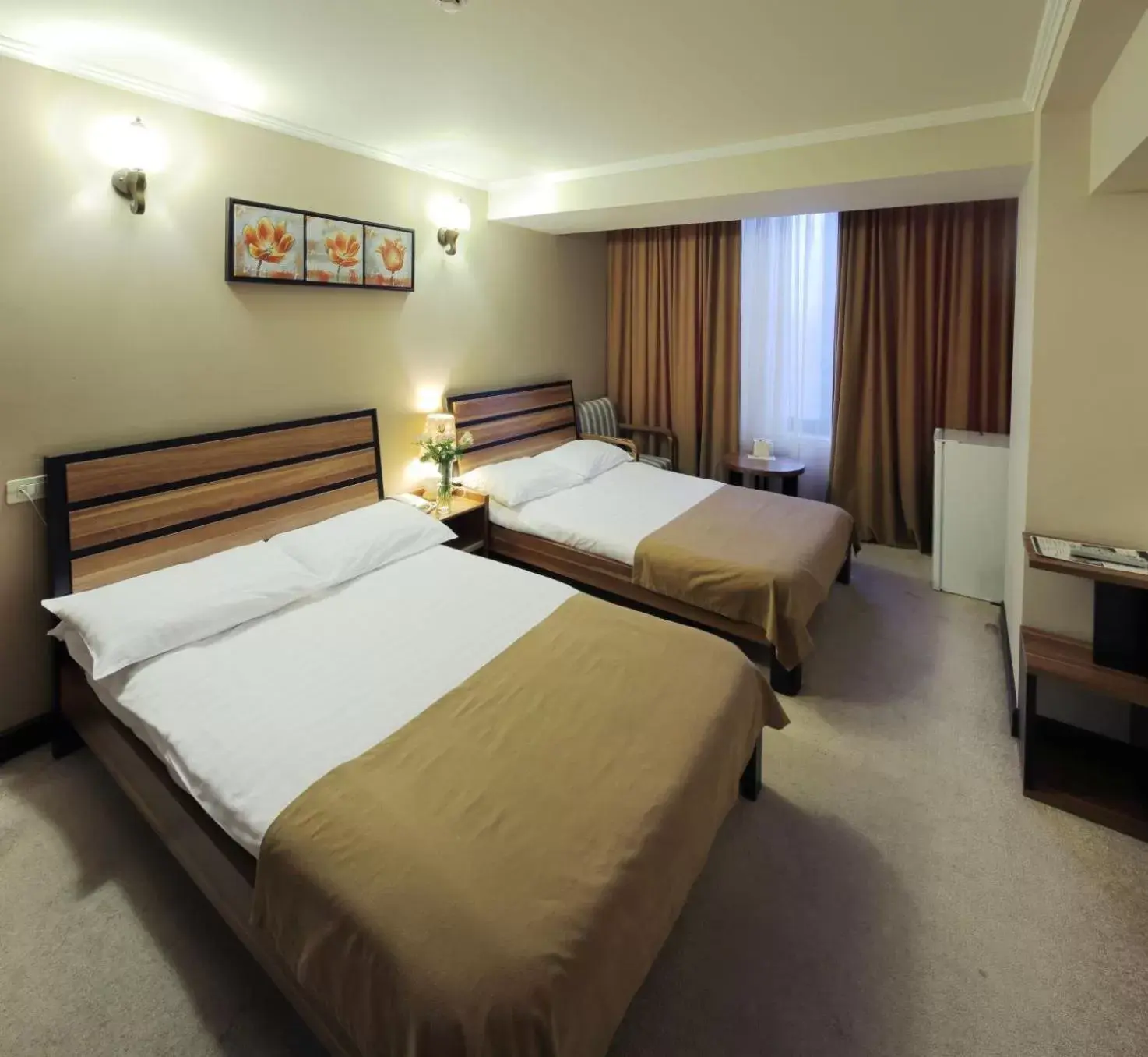 Standard Twin Room in New Nairi Hotel Standard Twin Room in New Nairi Hotel