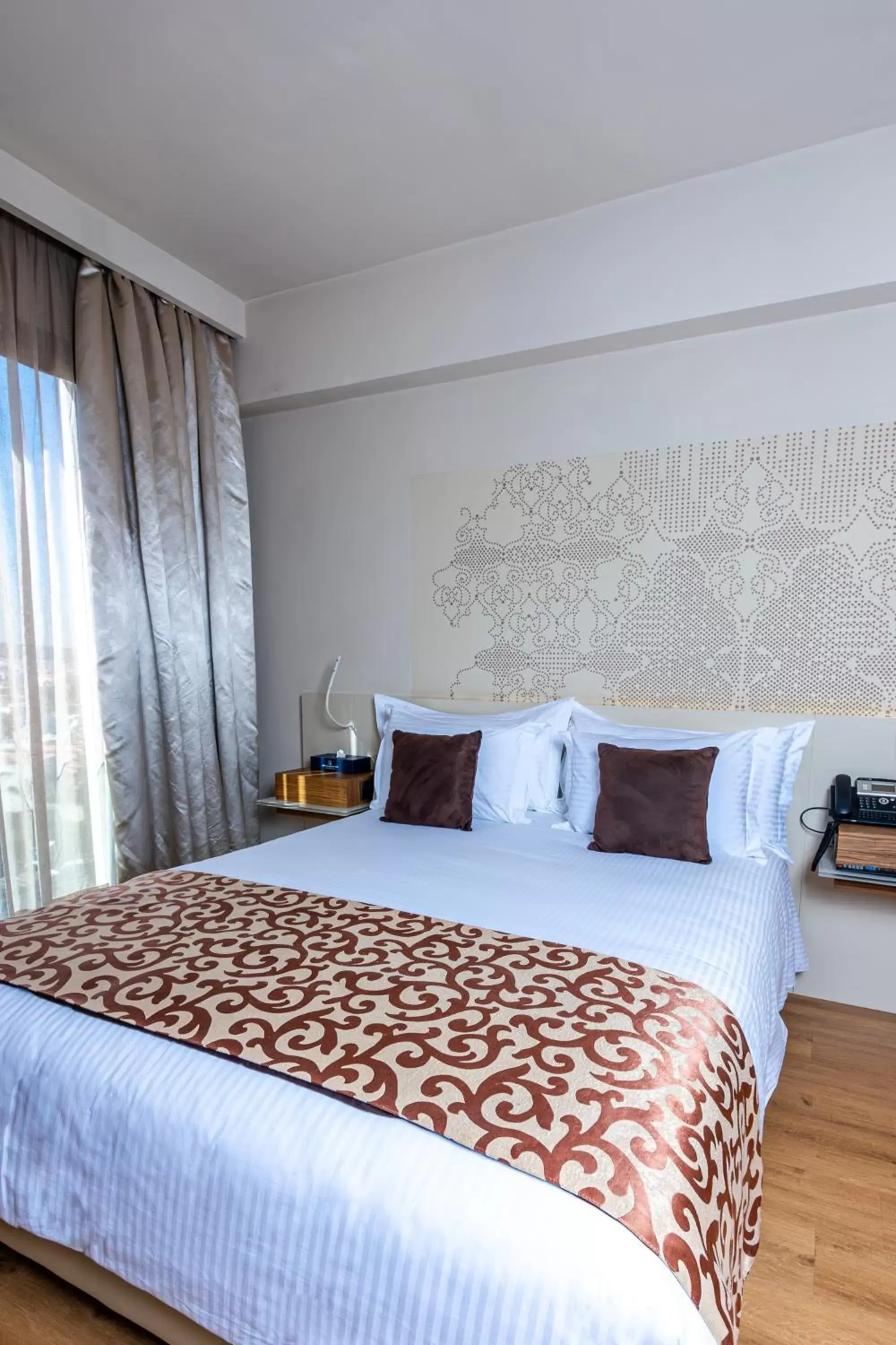Superior Single Room King Size Bed City View in Kenzi Sidi Maarouf Superior Single Room King Size Bed City View in Kenzi Sidi Maarouf