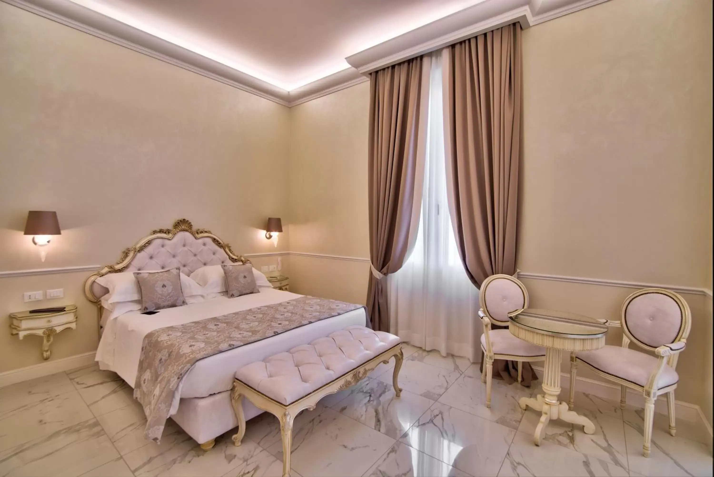 Junior Suite with Balcony and Spa Access in The Moon Boutique Hotel & Spa Junior Suite with Balcony and Spa Access in The Moon Boutique Hotel & Spa