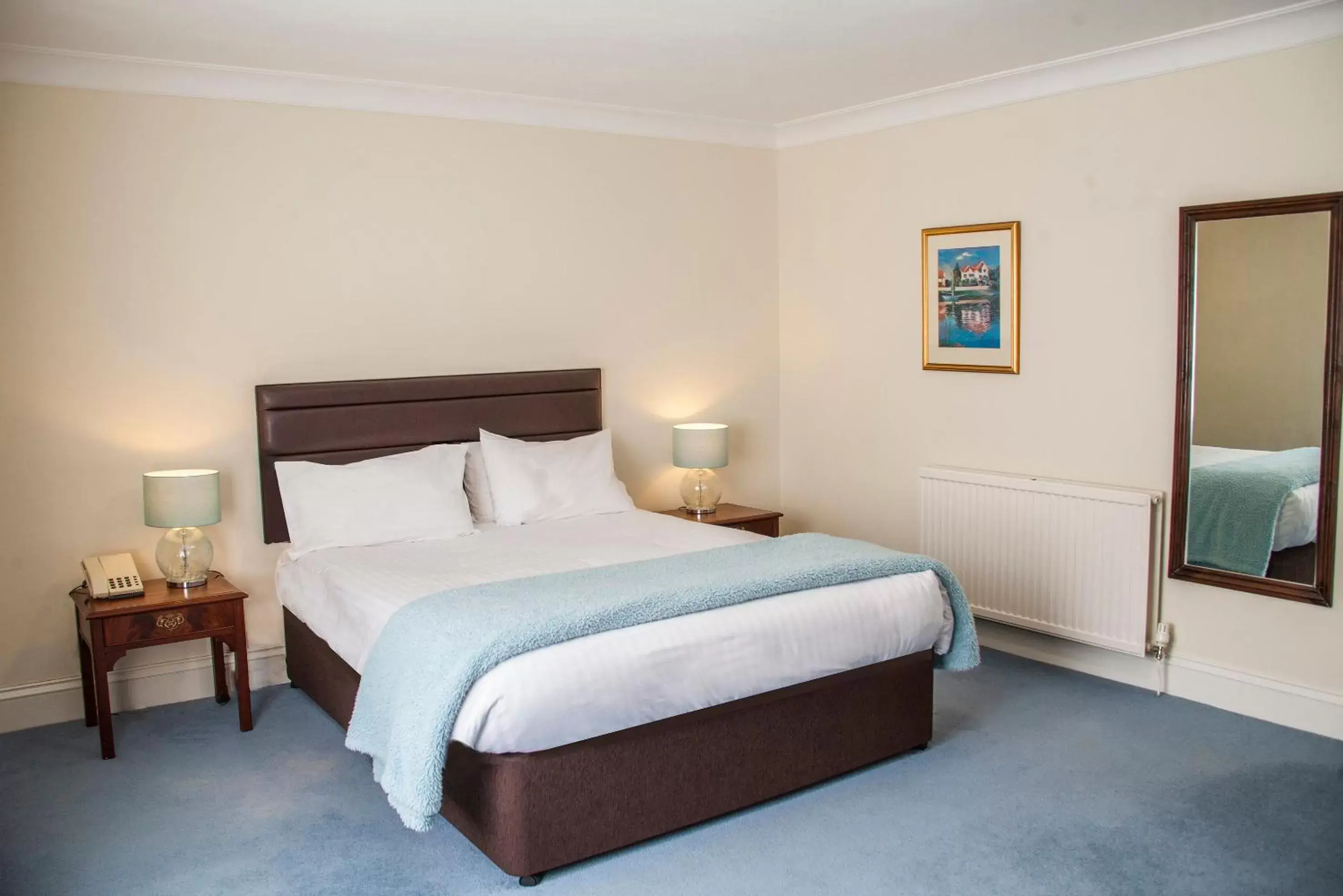 Executive Double Room in The Walnut Tree Hotel Executive Double Room in The Walnut Tree Hotel