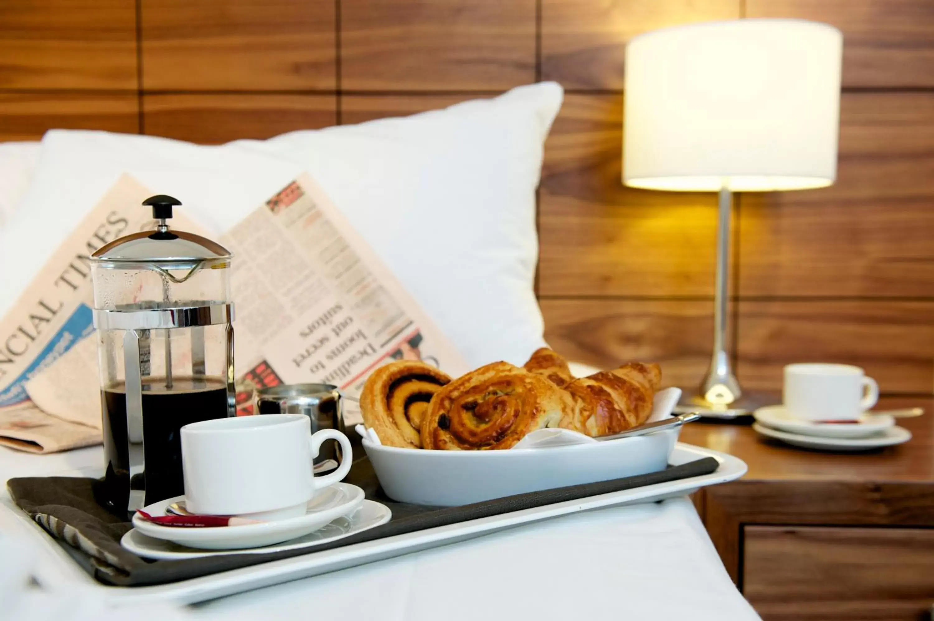 The Knight Residence by Mansley The Knight Residence by Mansley