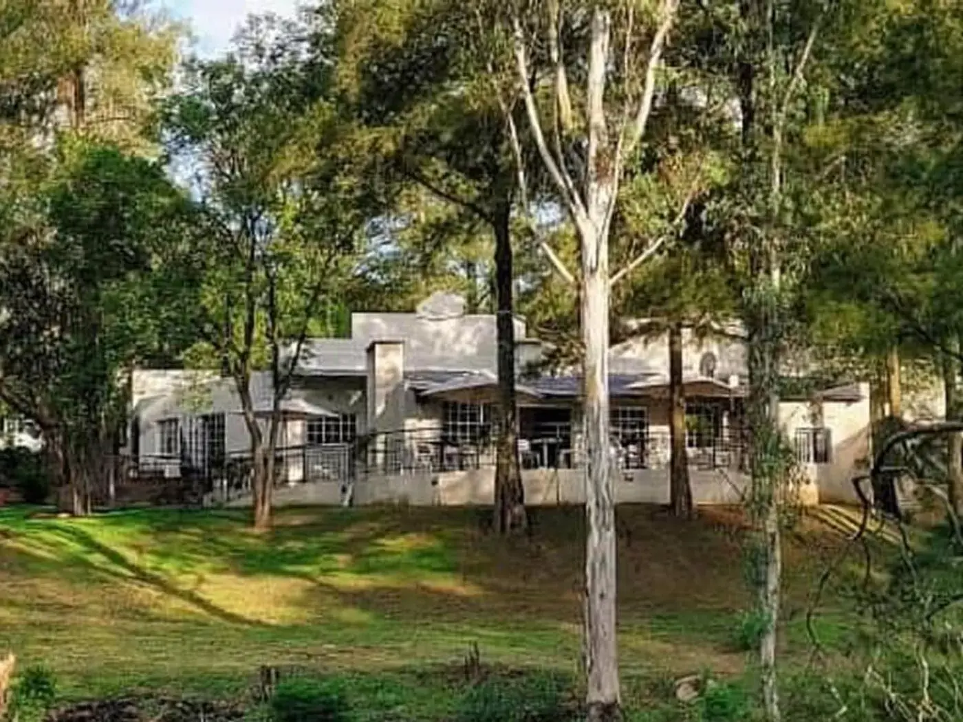 La Moor Country Venue & Eatery La Moor Country Venue & Eatery