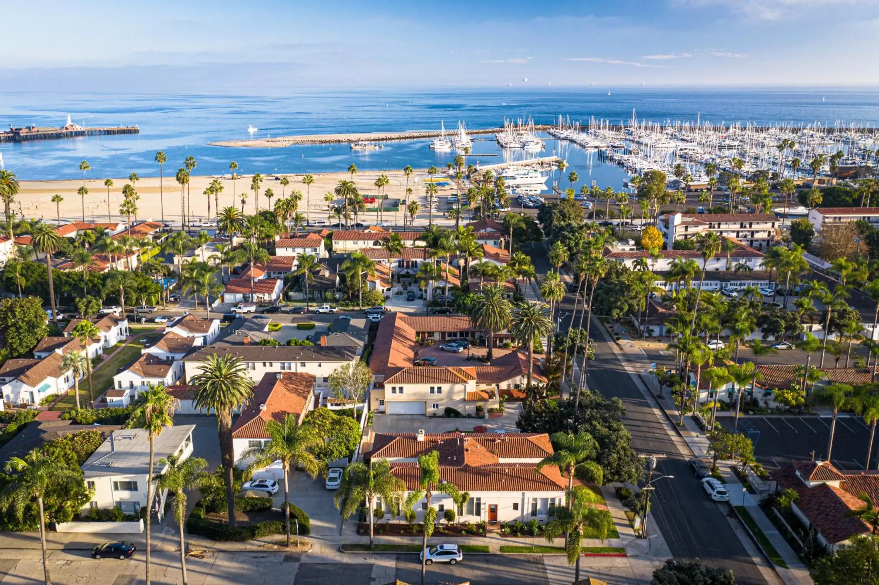 Harbor House Inn Harbor House Inn