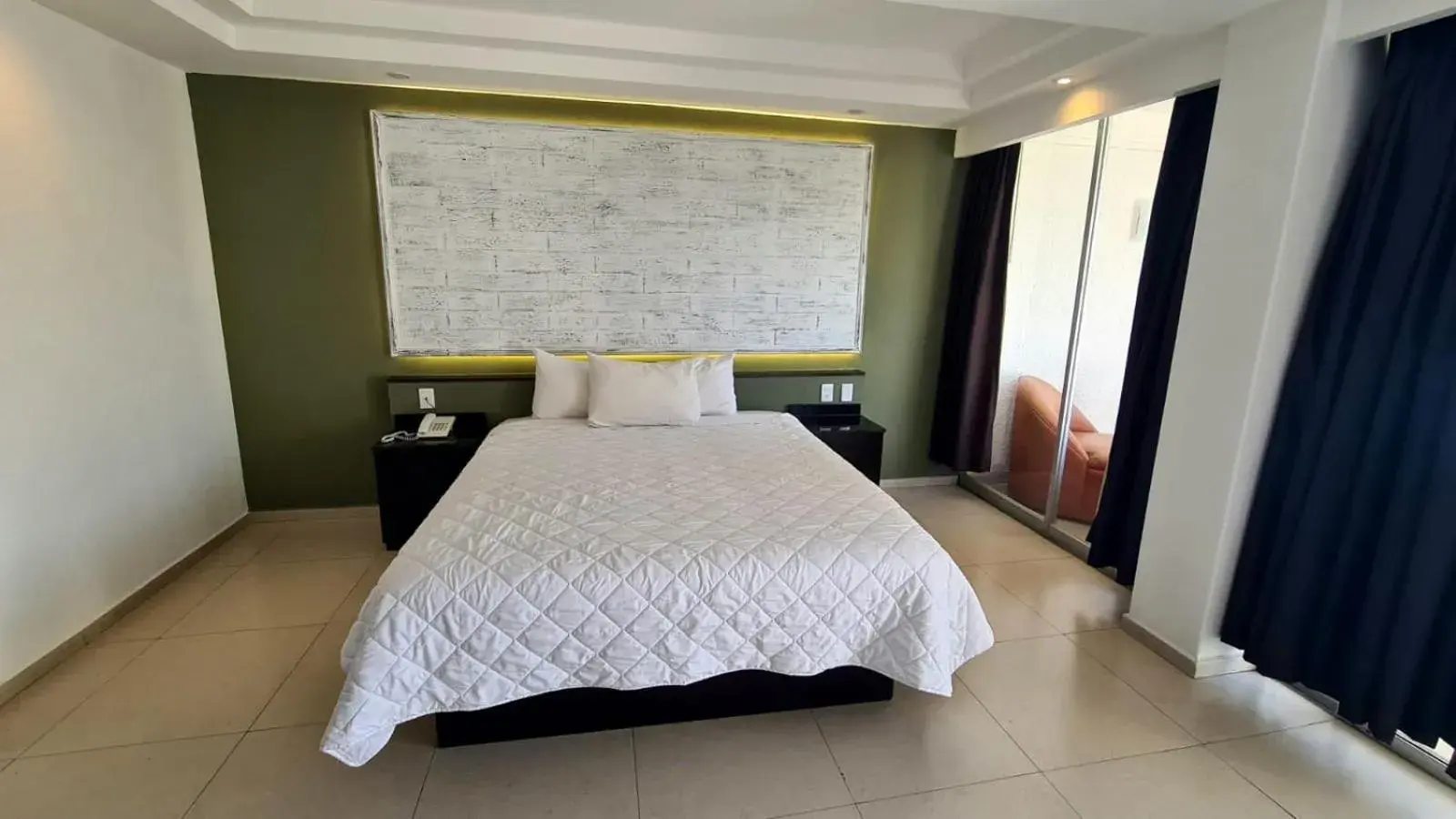 Standard Queen Suite in Hotel Borda Cuernavaca Standard Queen Suite in Hotel Borda Cuernavaca